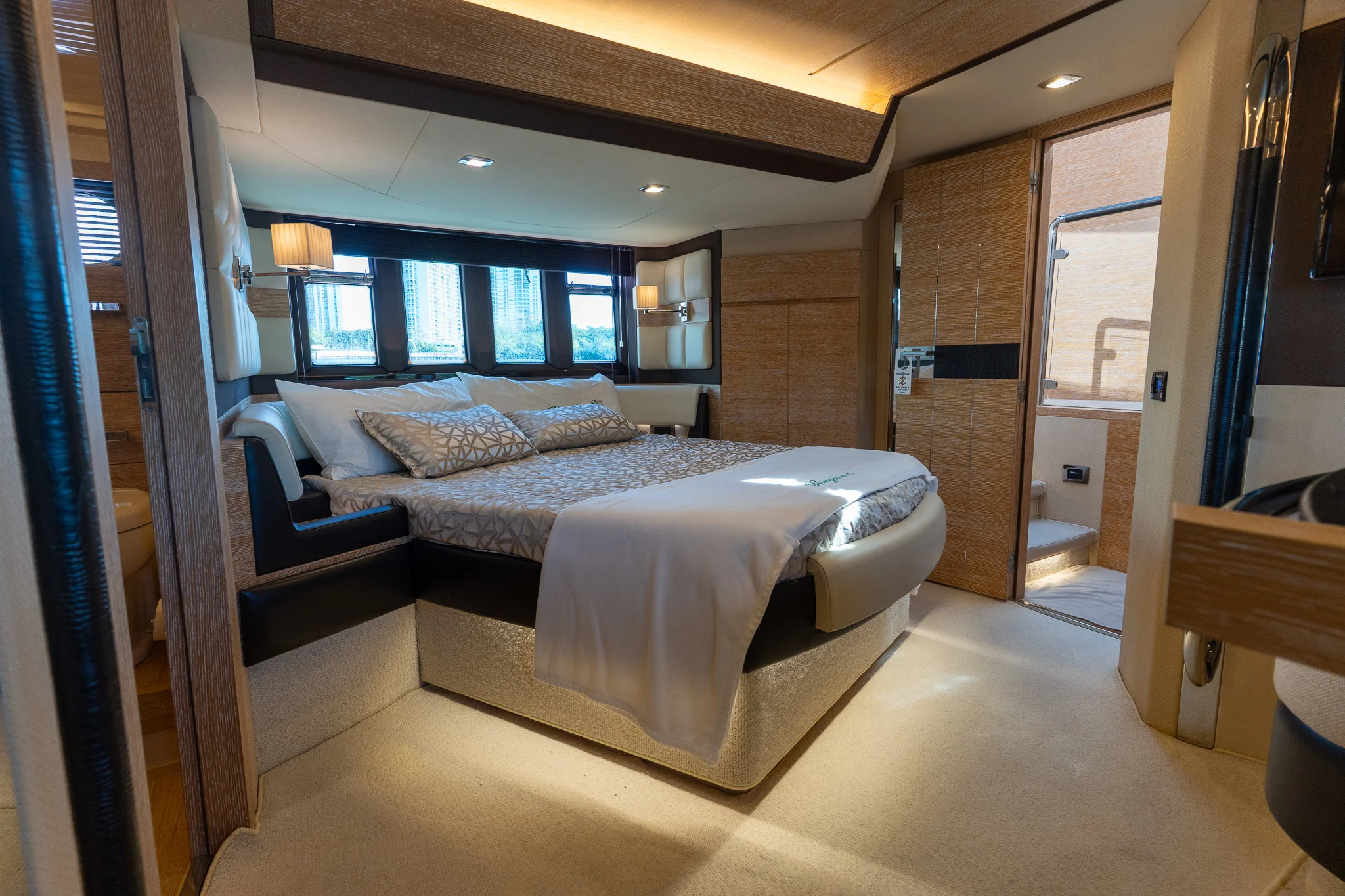 2014 Azimut AZ64 FLY Image Thumbnail #47