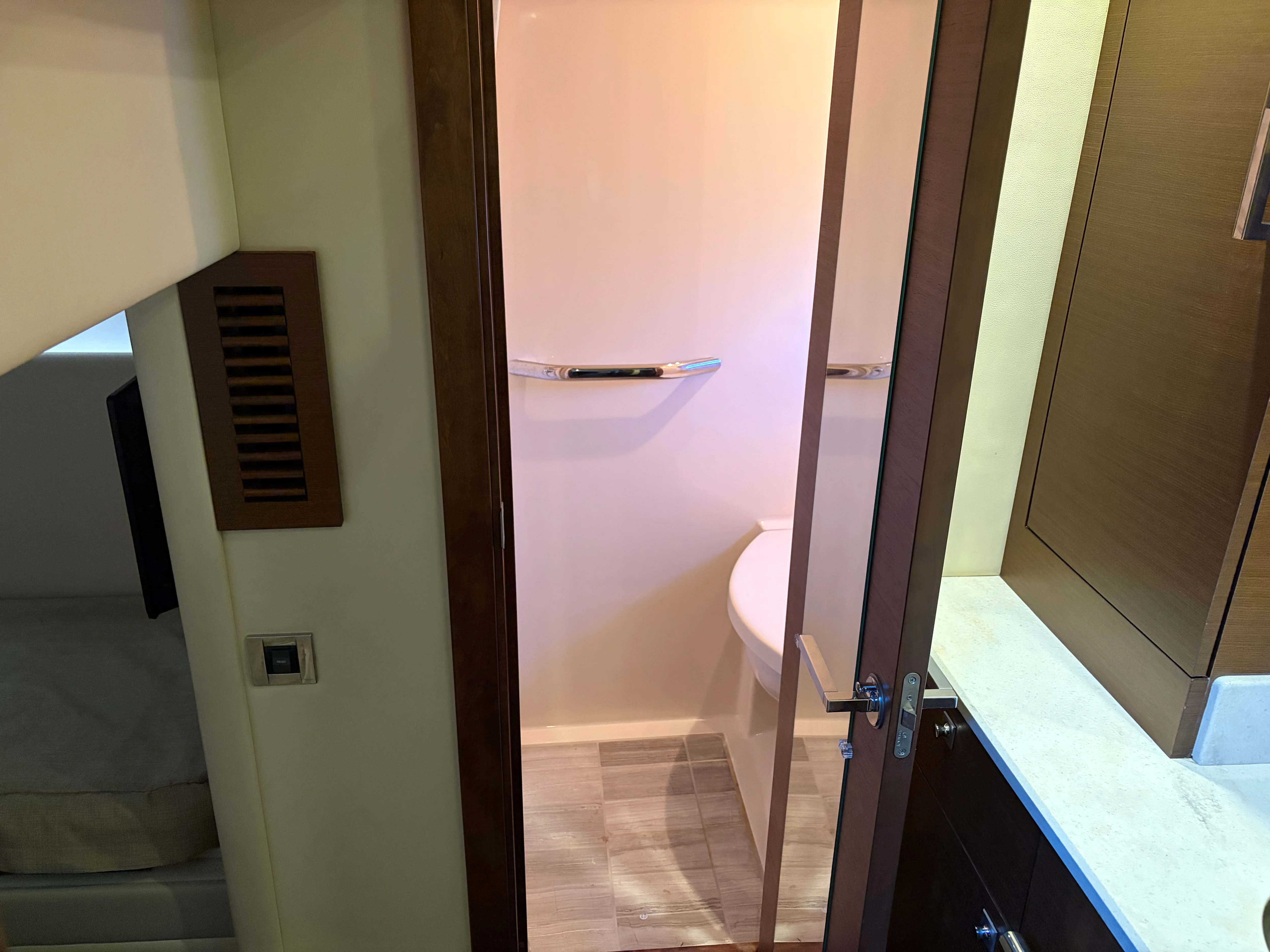 2014 Sea Ray 470 SUNDANCER Image Thumbnail #44