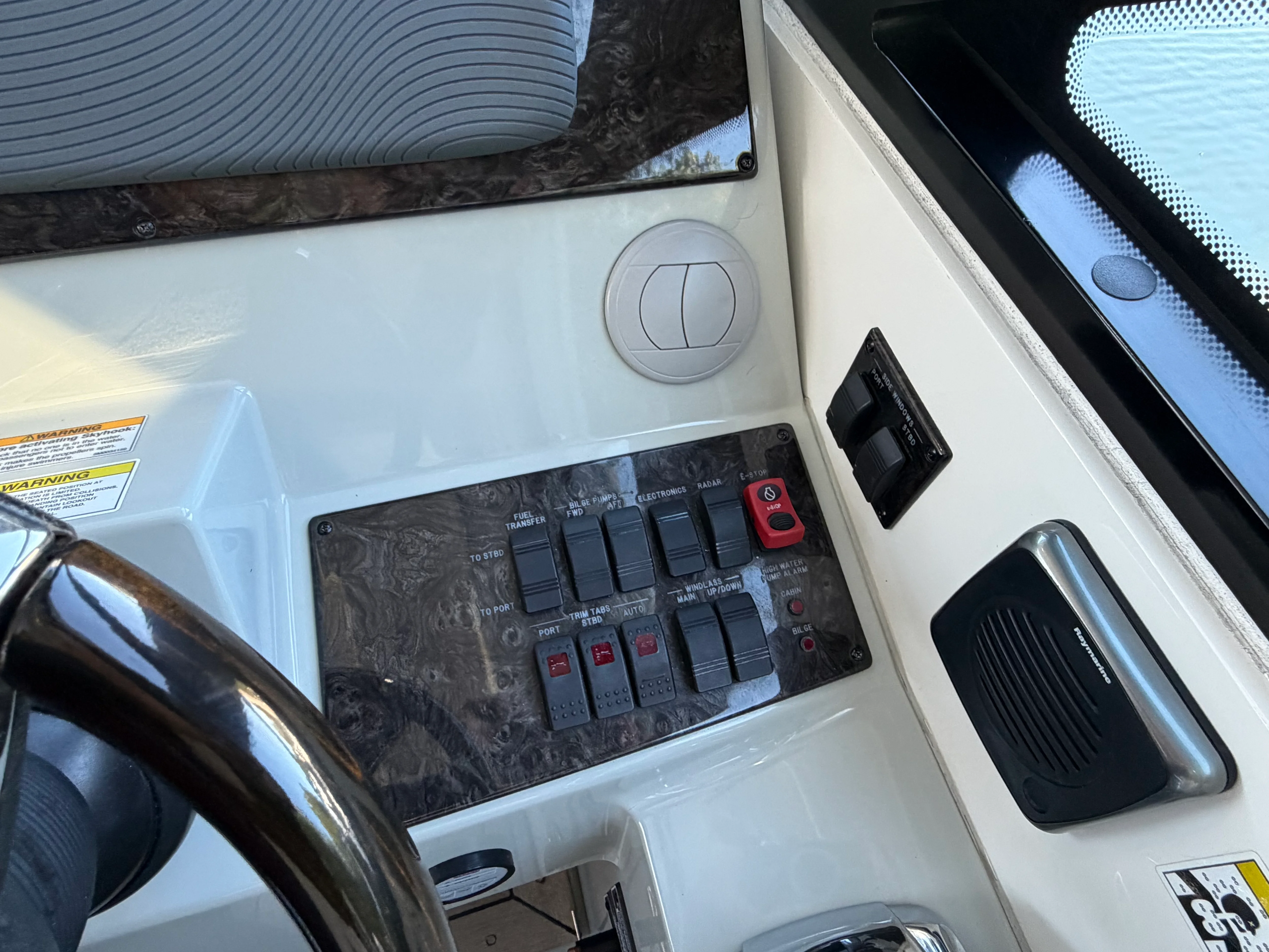 2014 Sea Ray 470 SUNDANCER Image Thumbnail #28