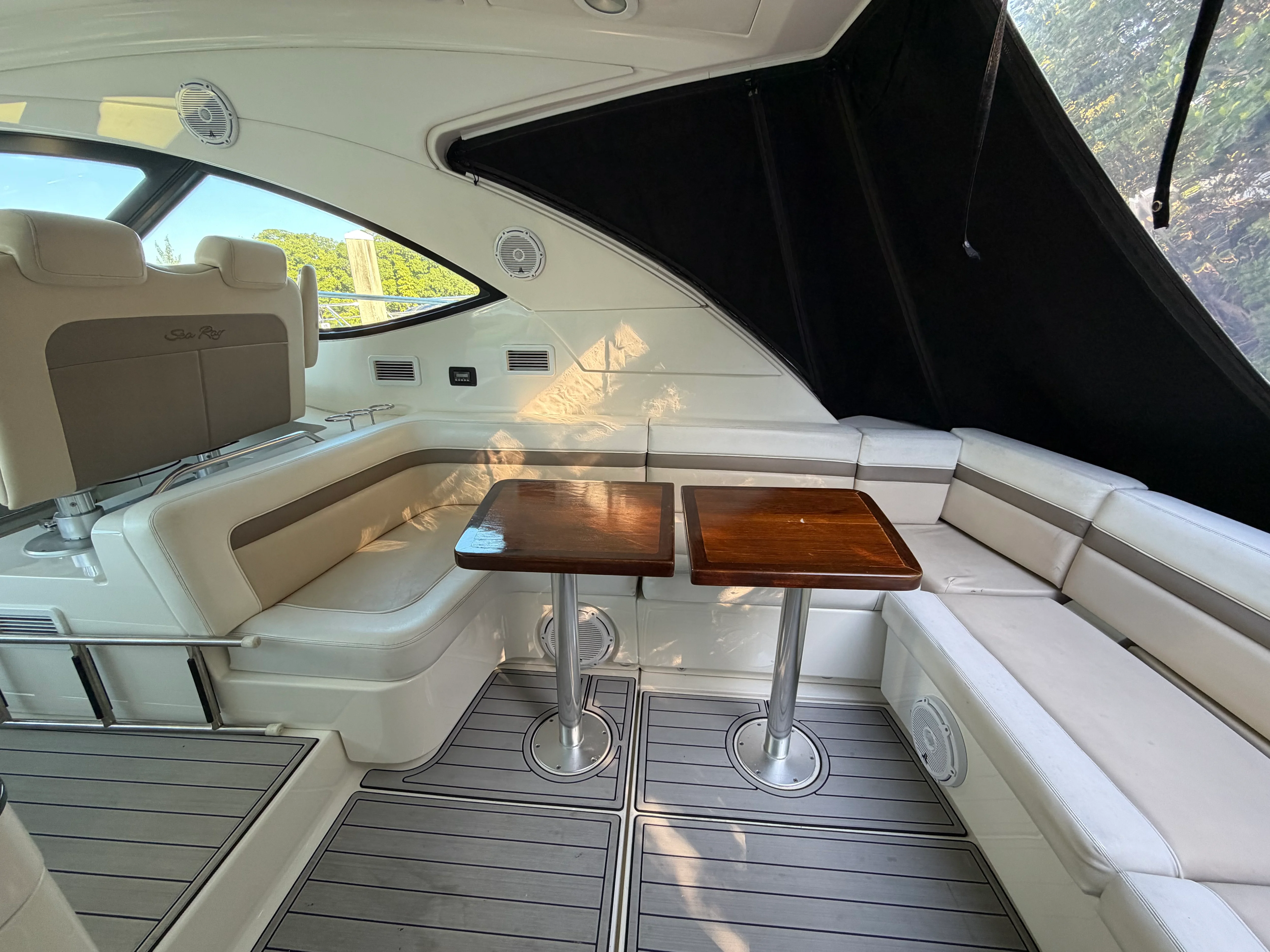 2014 Sea Ray 470 SUNDANCER Image Thumbnail #12