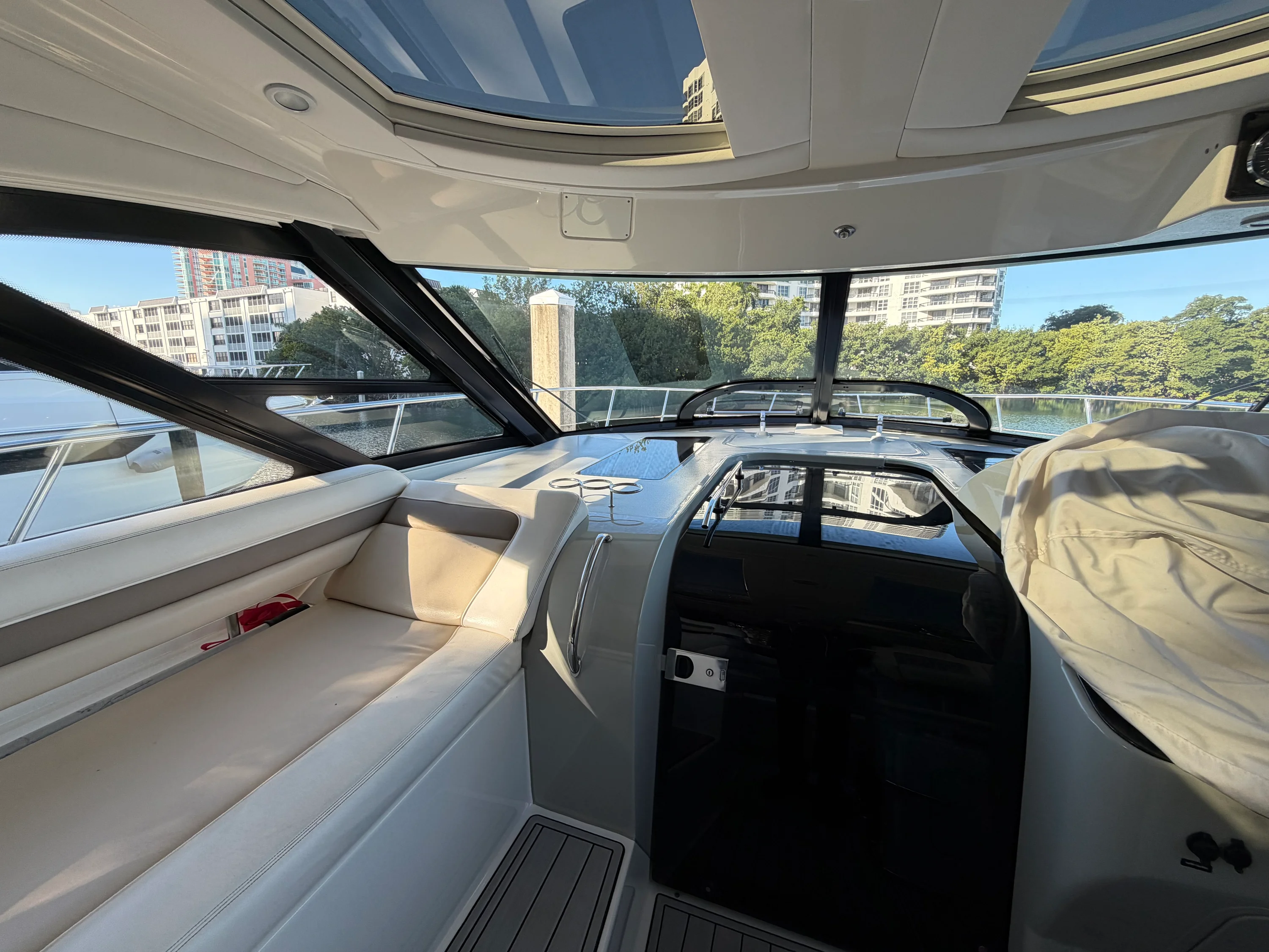 2014 Sea Ray 470 SUNDANCER Image Thumbnail #17