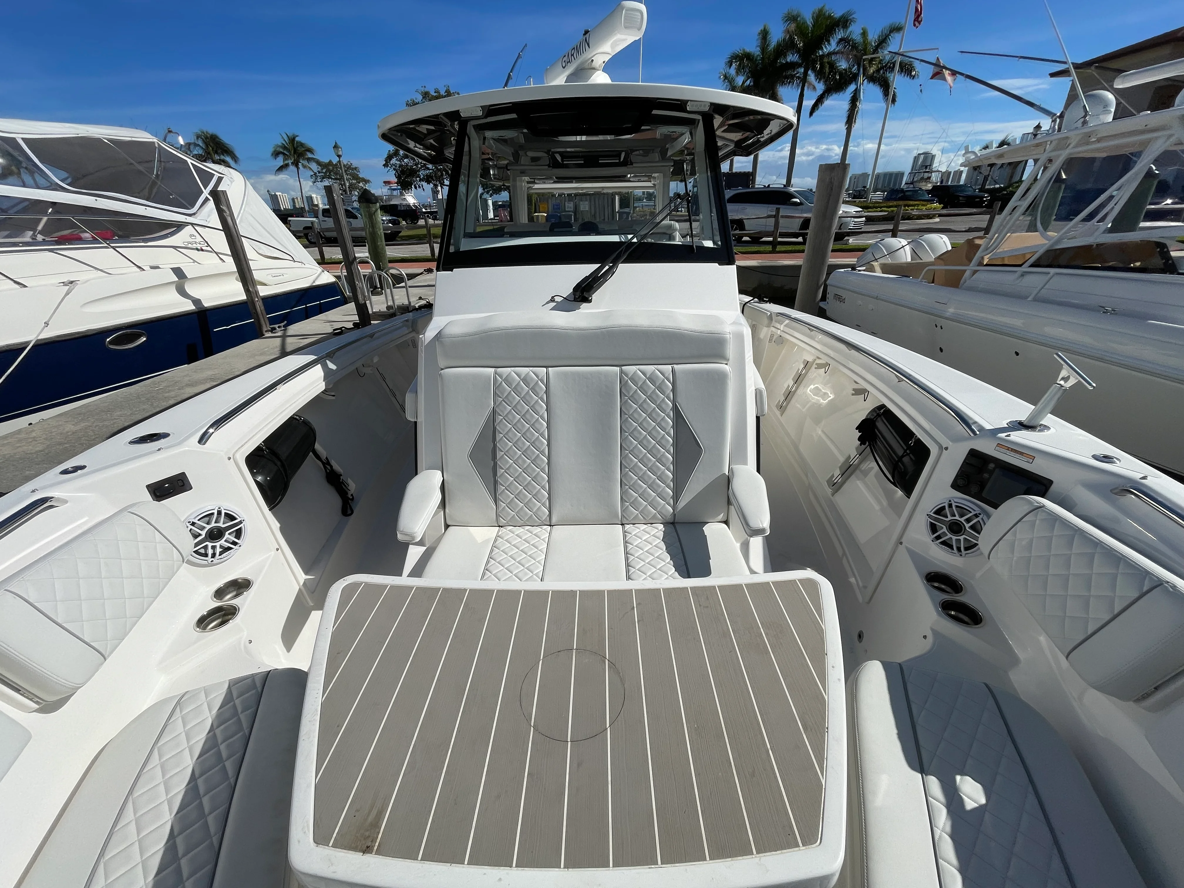 2024 Pursuit S358 Image Thumbnail #32