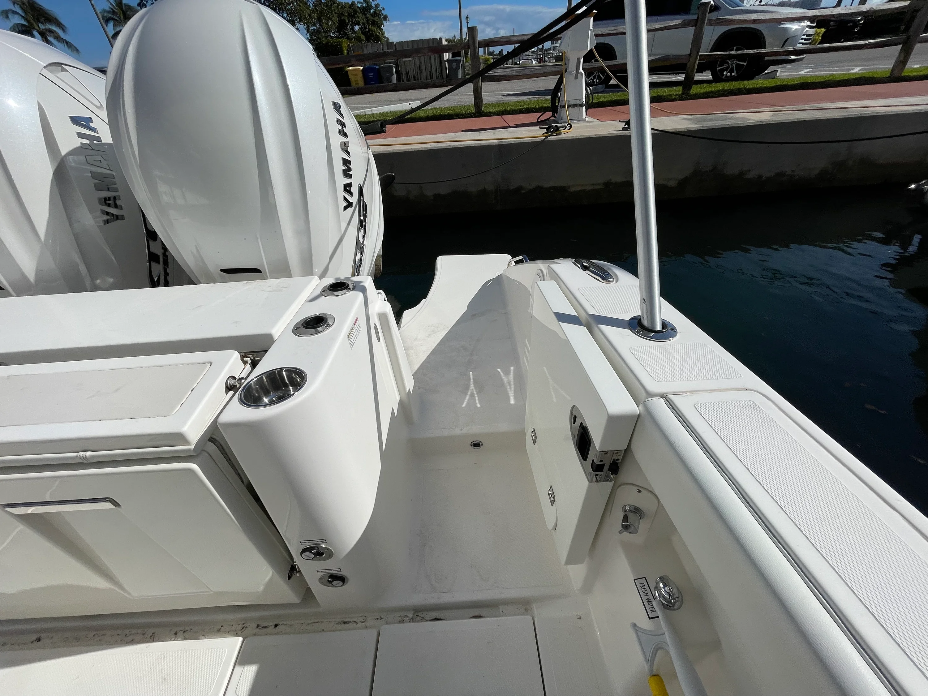 2024 Pursuit S358 Image Thumbnail #30