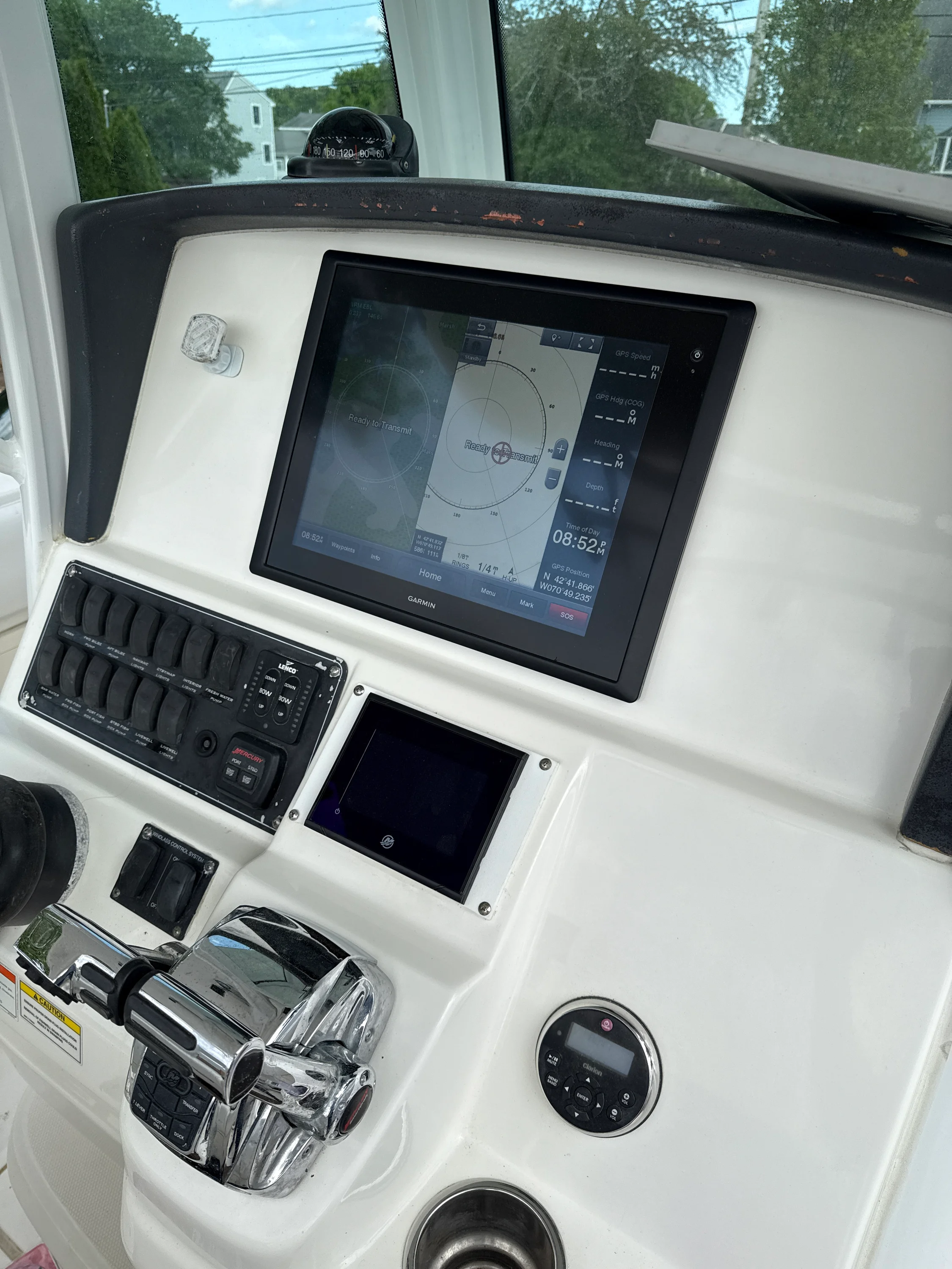 2010 Boston Whaler 250 OUTRAGE Image Thumbnail #4