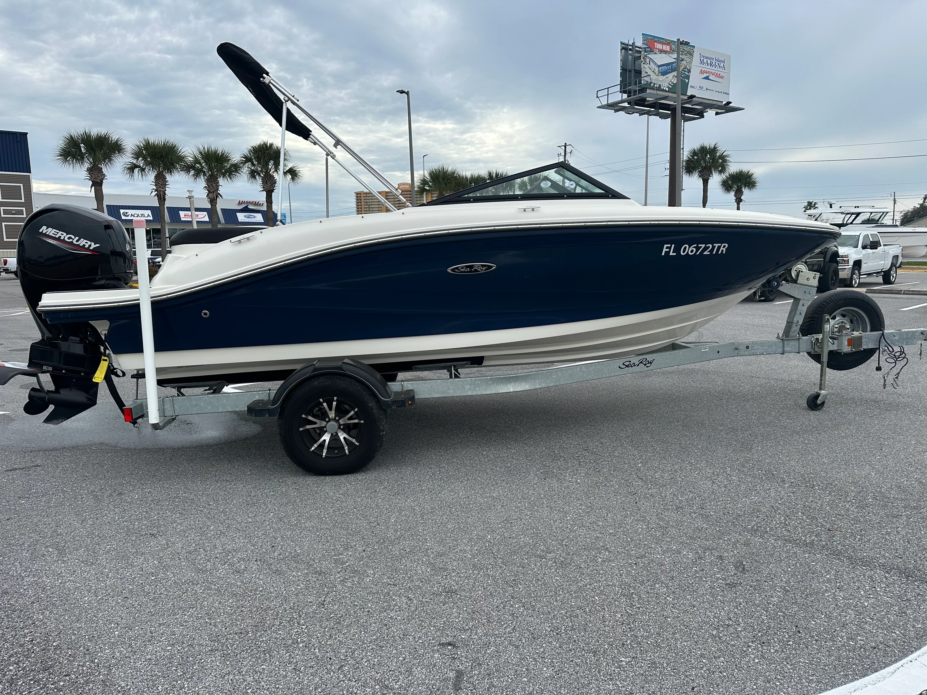 2023 Sea Ray 19 SPX Image Thumbnail #2