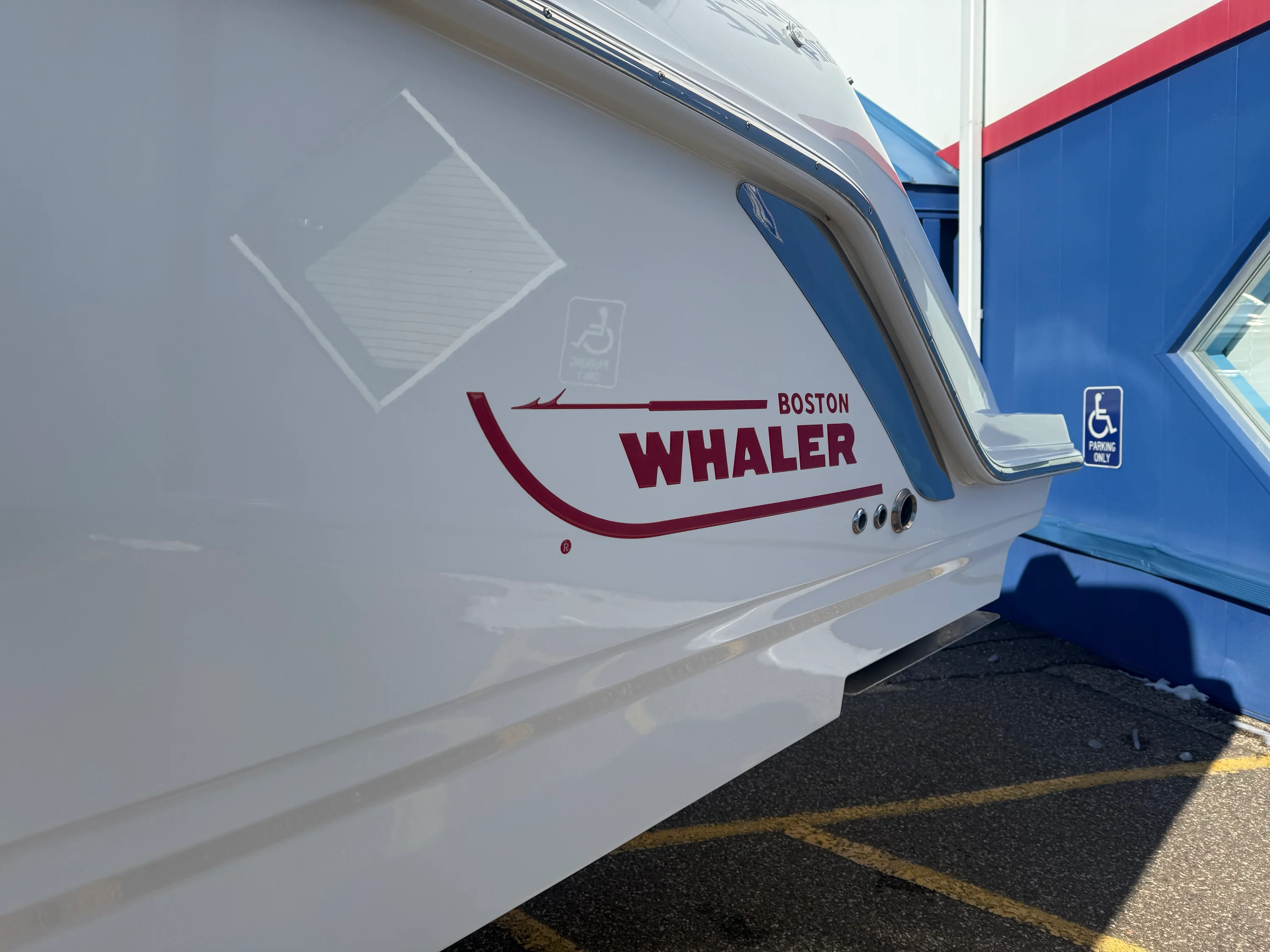 2022 Boston Whaler 320 VANTAGE Image Thumbnail #7