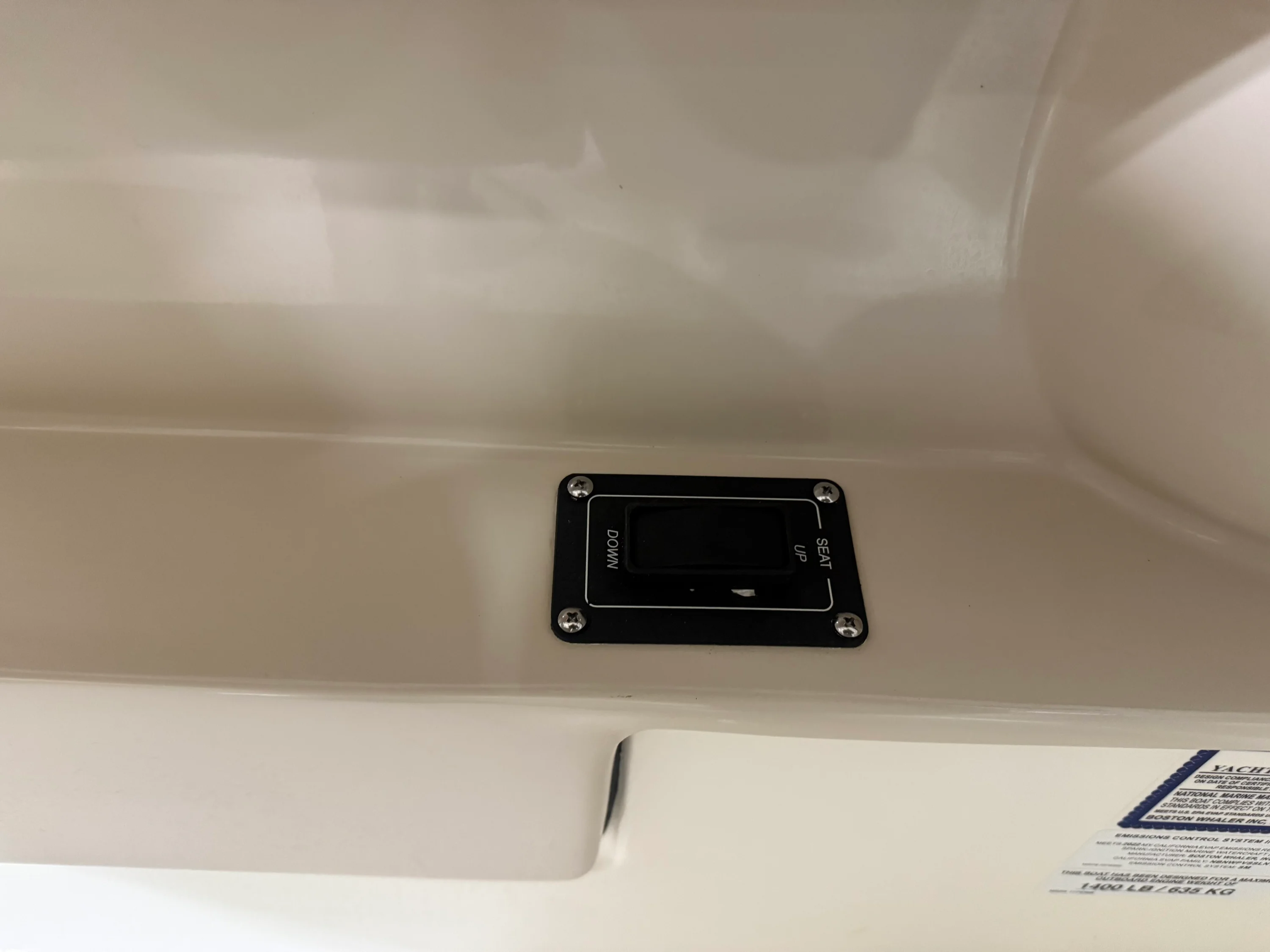 2022 Boston Whaler 320 VANTAGE Image Thumbnail #36