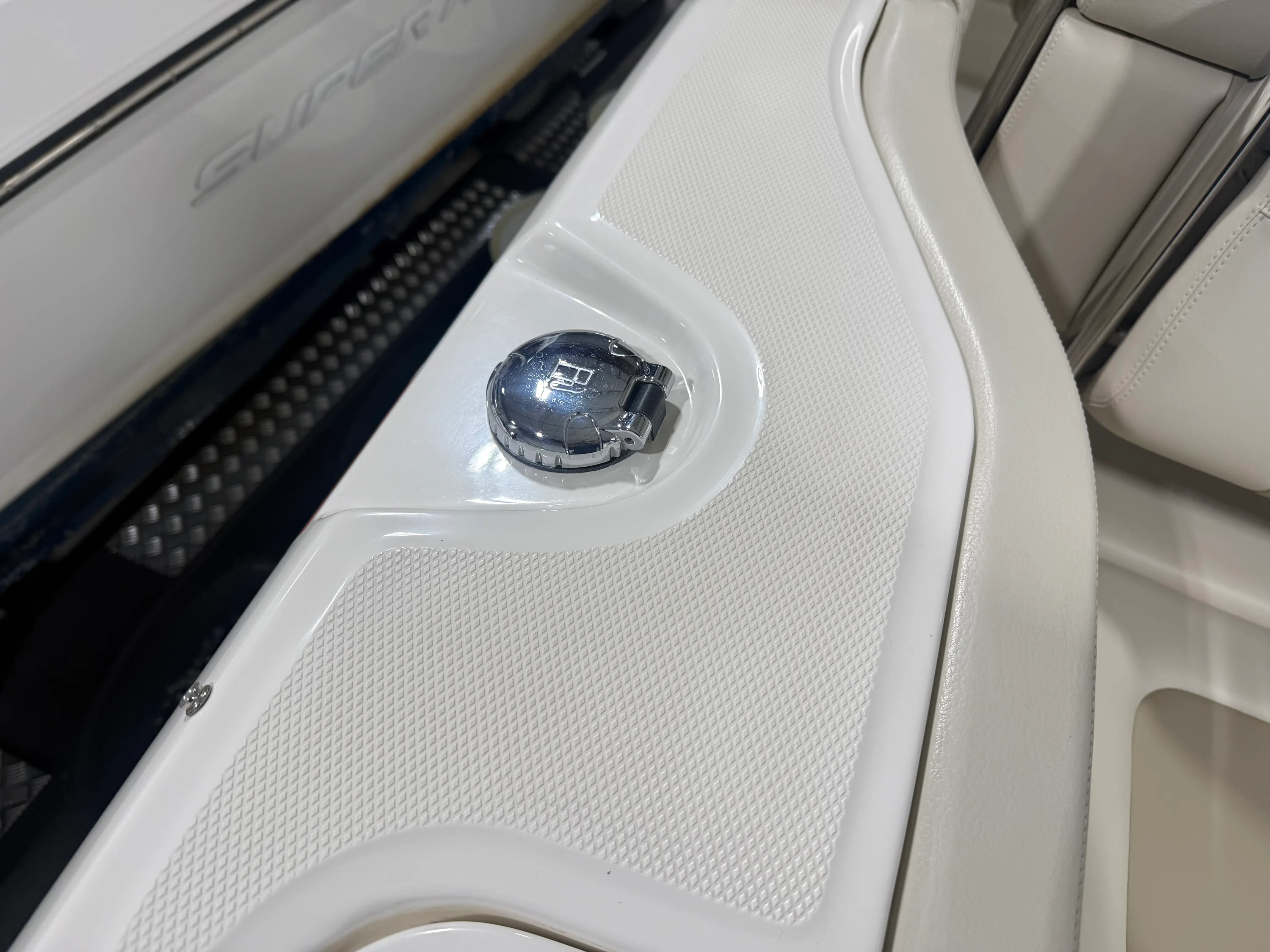 2022 Boston Whaler 320 VANTAGE Image Thumbnail #28