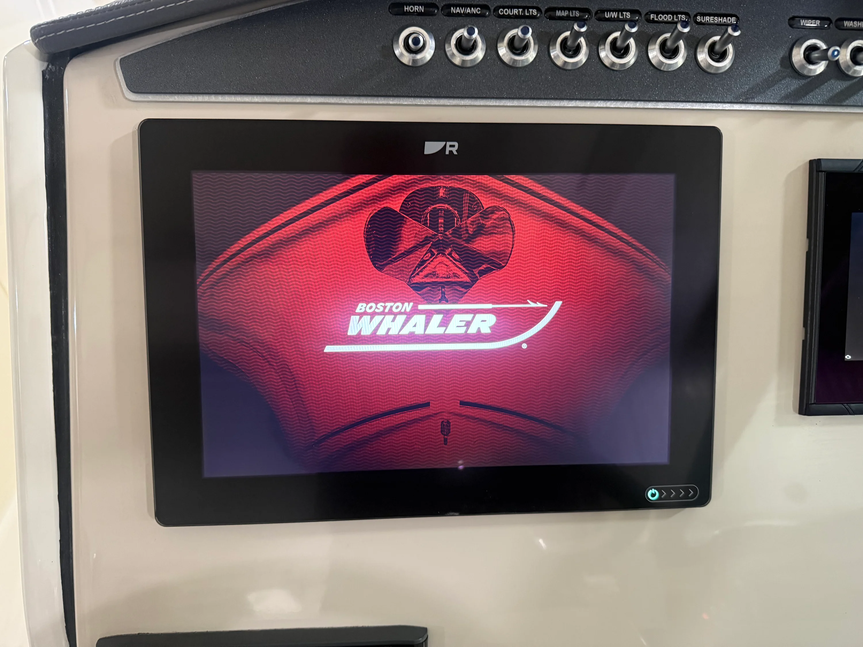 2022 Boston Whaler 320 VANTAGE Image Thumbnail #52