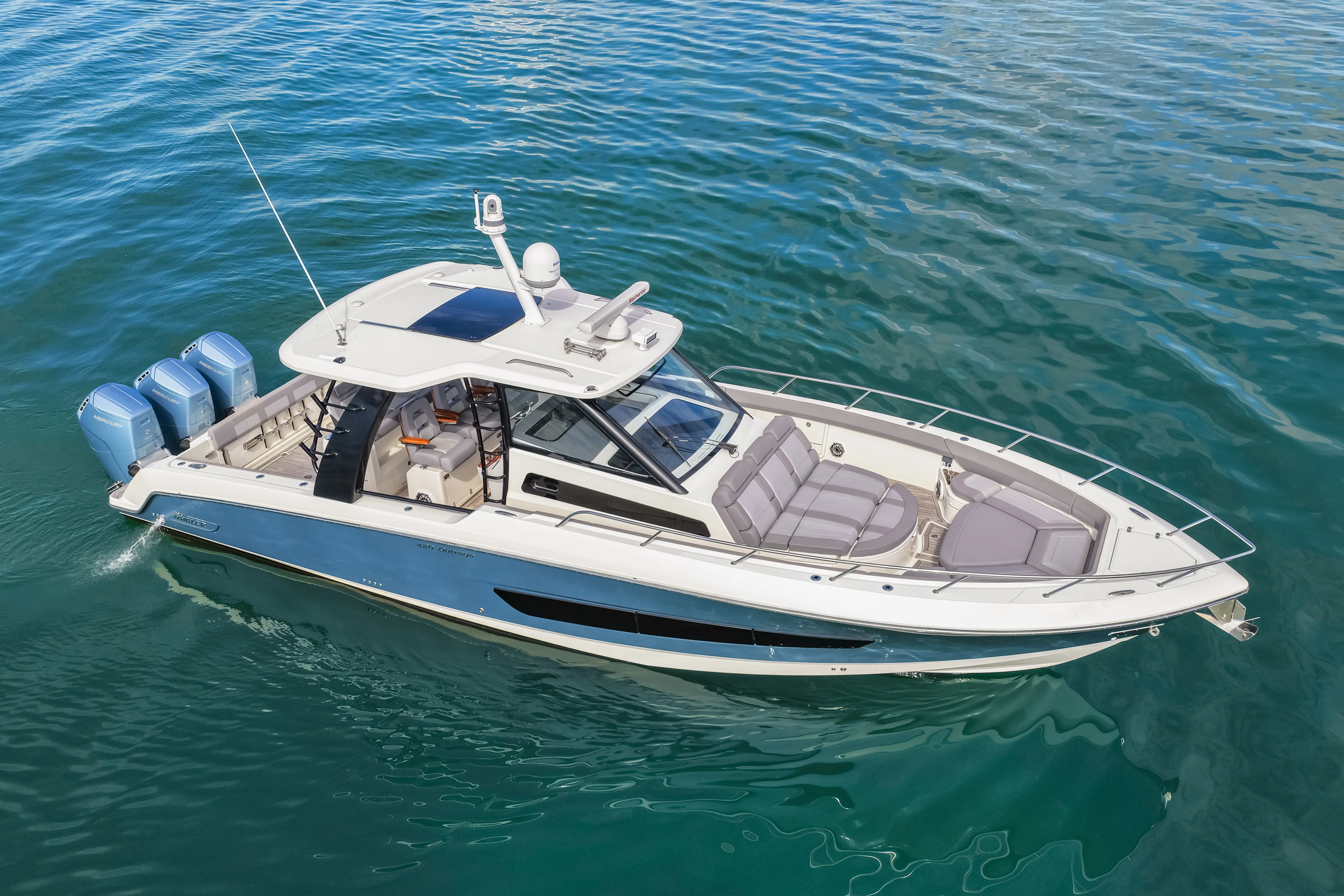 2023 Boston Whaler 420 OUTRAGE Image Thumbnail #19