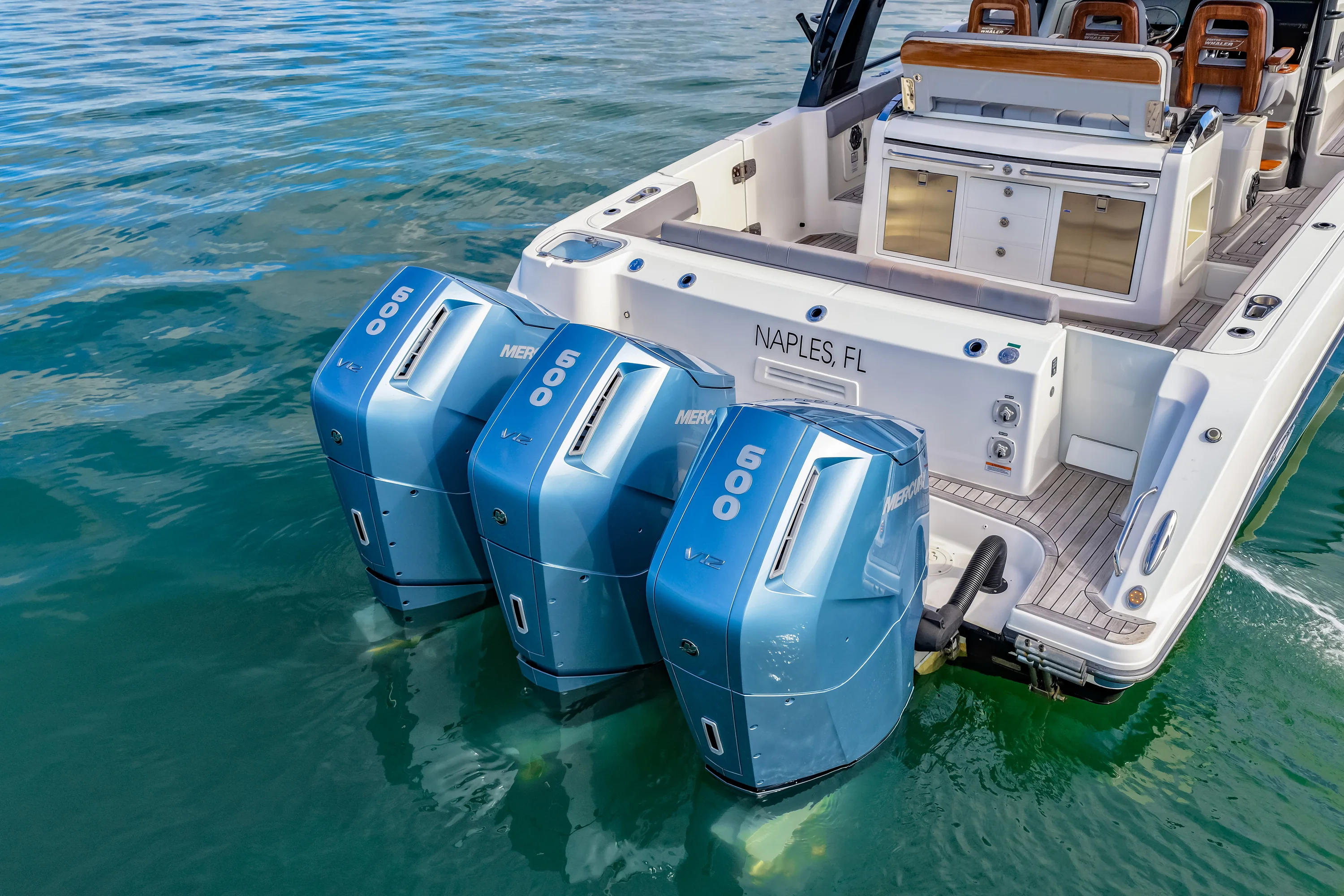 2023 Boston Whaler 420 OUTRAGE Image Thumbnail #12