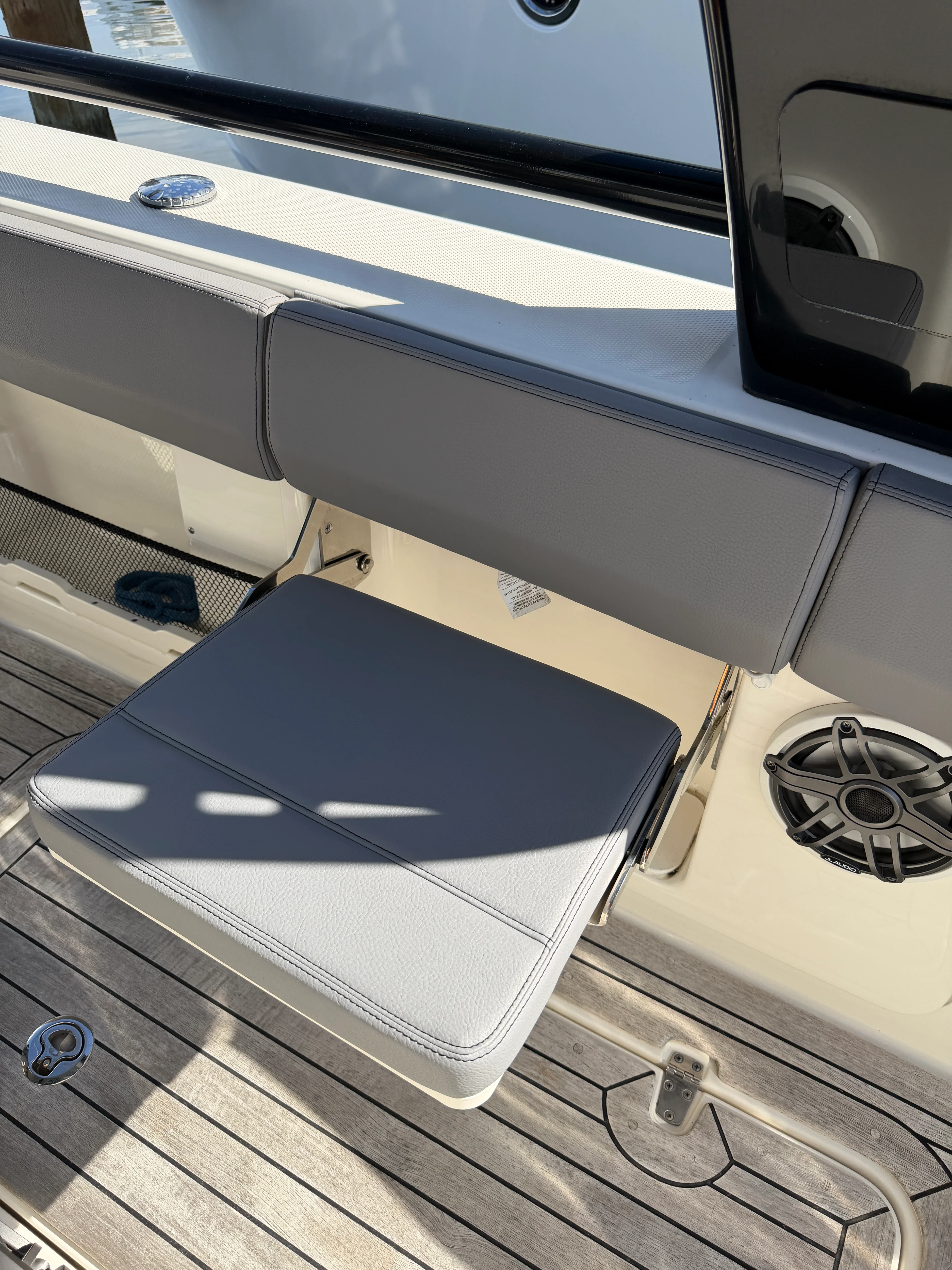 2023 Boston Whaler 420 OUTRAGE Image Thumbnail #17