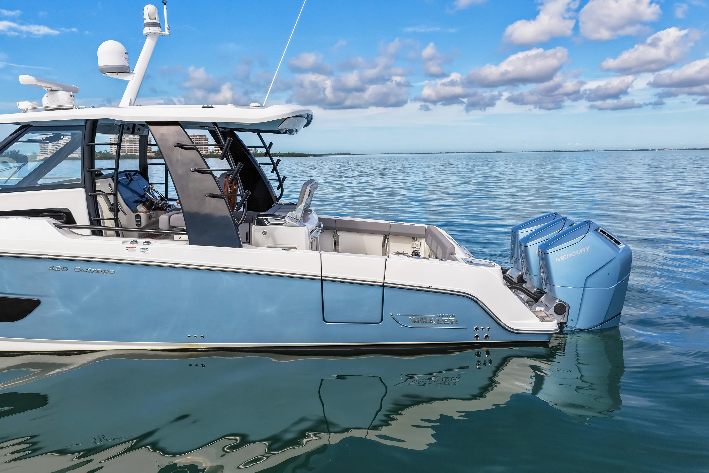 2023 Boston Whaler 420 OUTRAGE Image Thumbnail #8