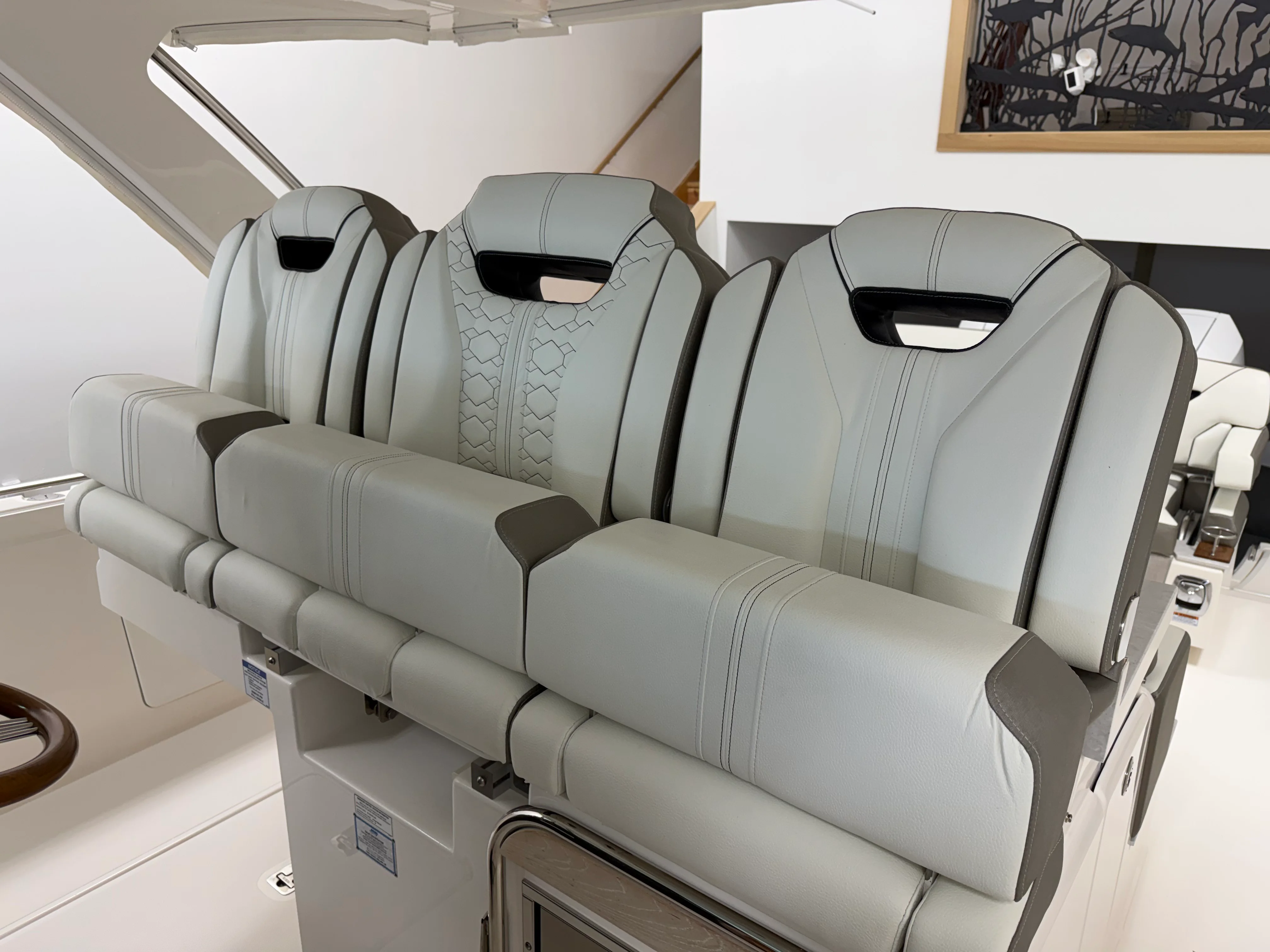 2023 Tiara Yachts 34 LS Image Thumbnail #10