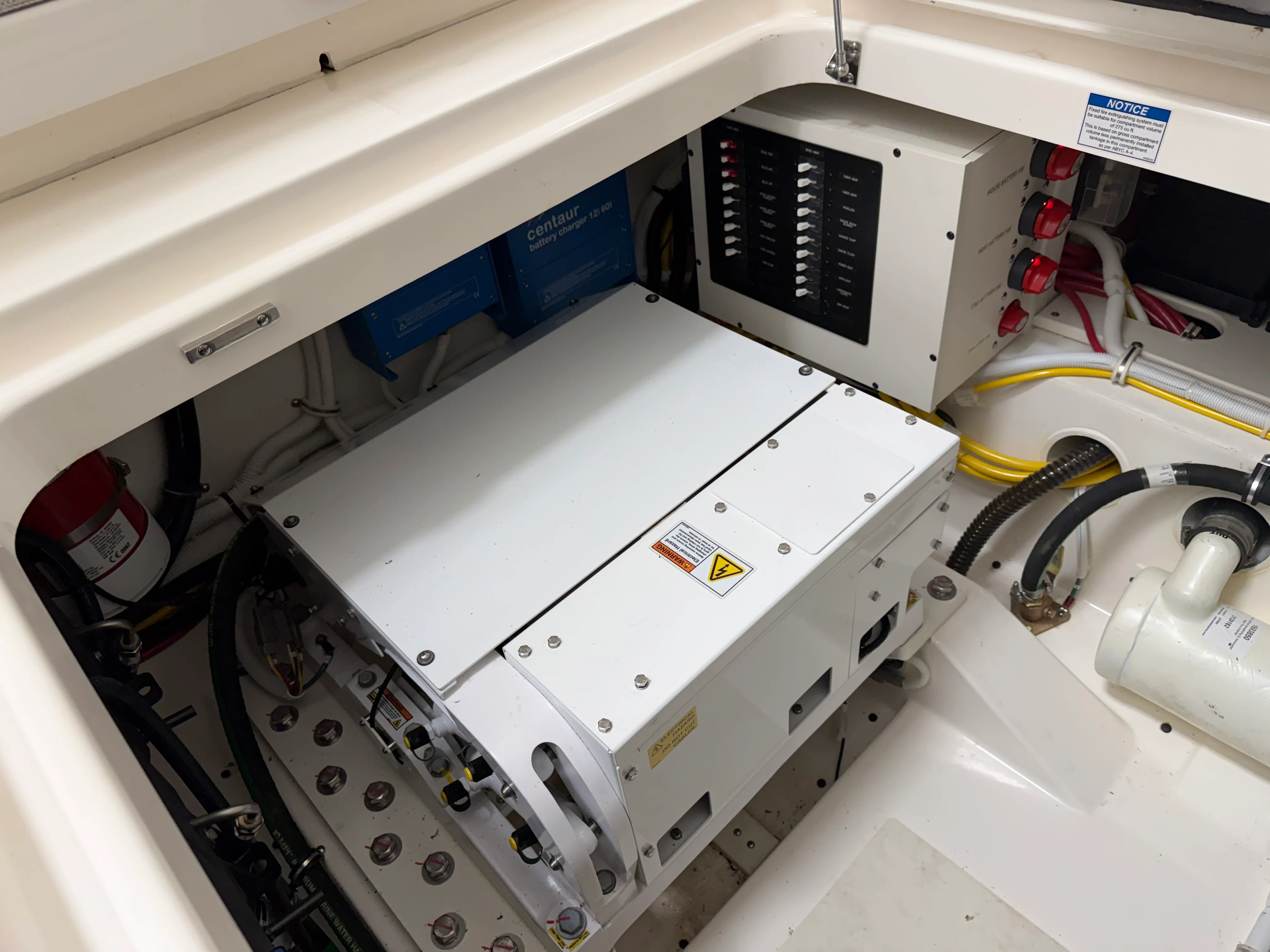 2023 Tiara Yachts 34 LS Image Thumbnail #24