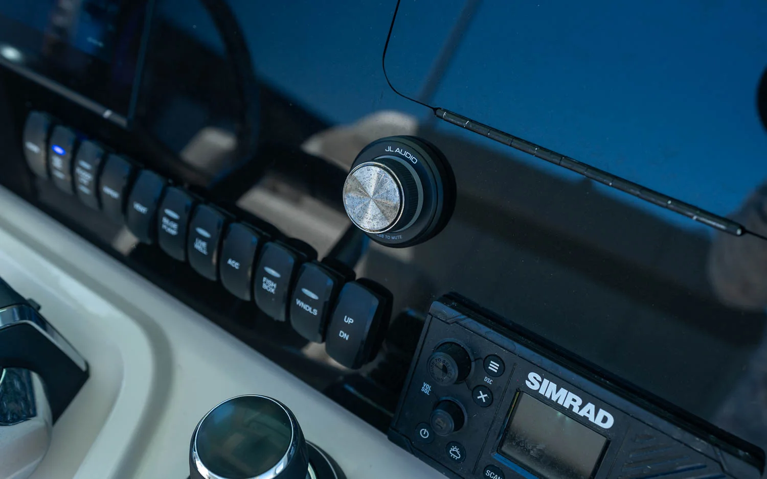 2025 Boston Whaler 280 Dauntless Image Thumbnail #24