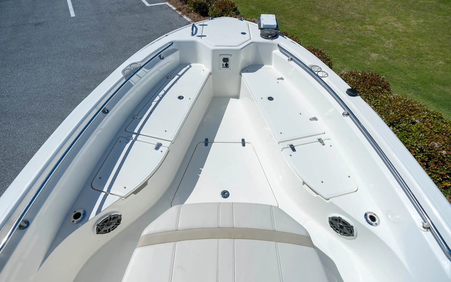 2025 Boston Whaler 280 Dauntless Image Thumbnail #8