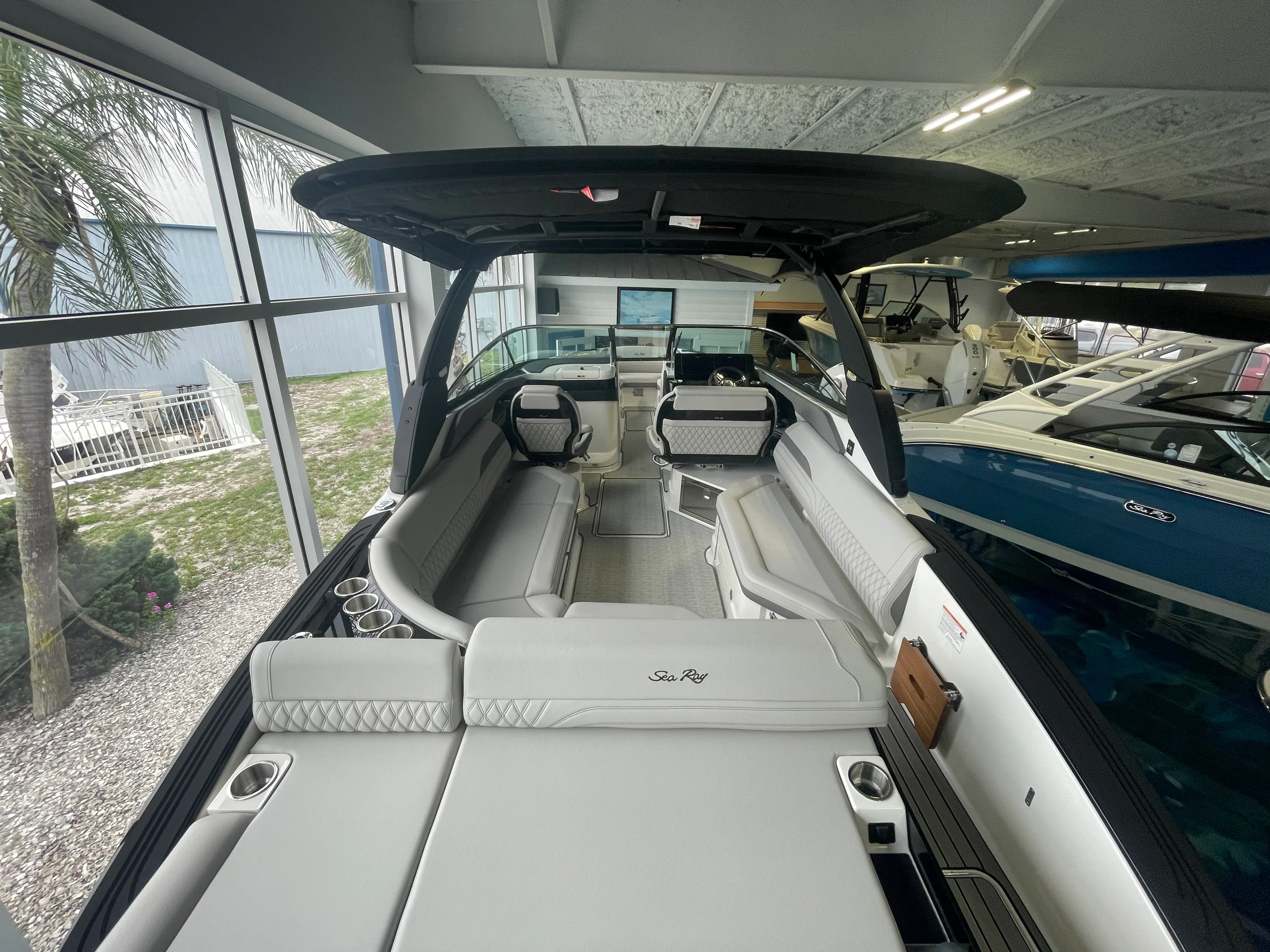 2026 Sea Ray SLX 280 Outboard Image Thumbnail #6