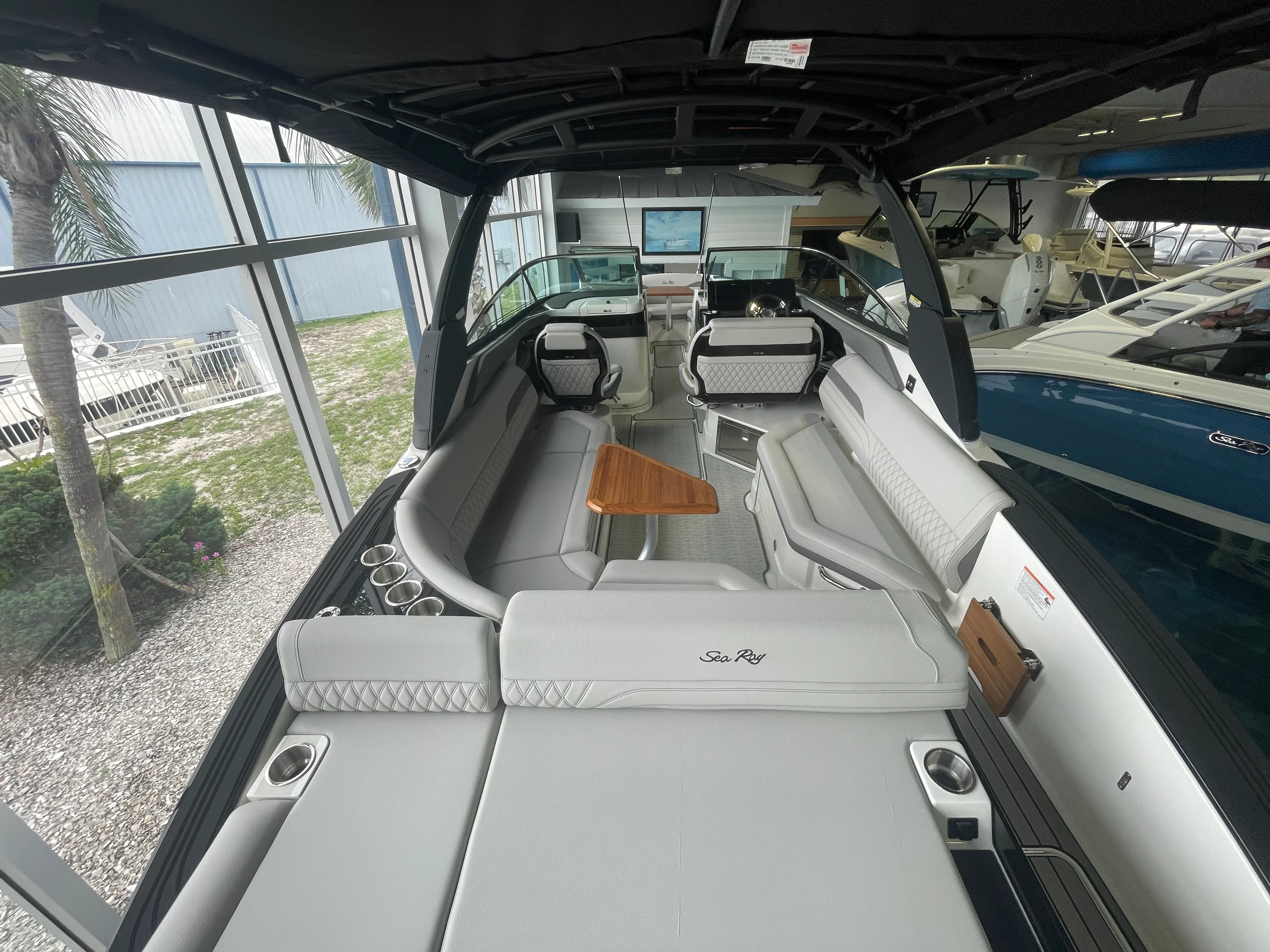2026 Sea Ray SLX 280 Outboard Image Thumbnail #18