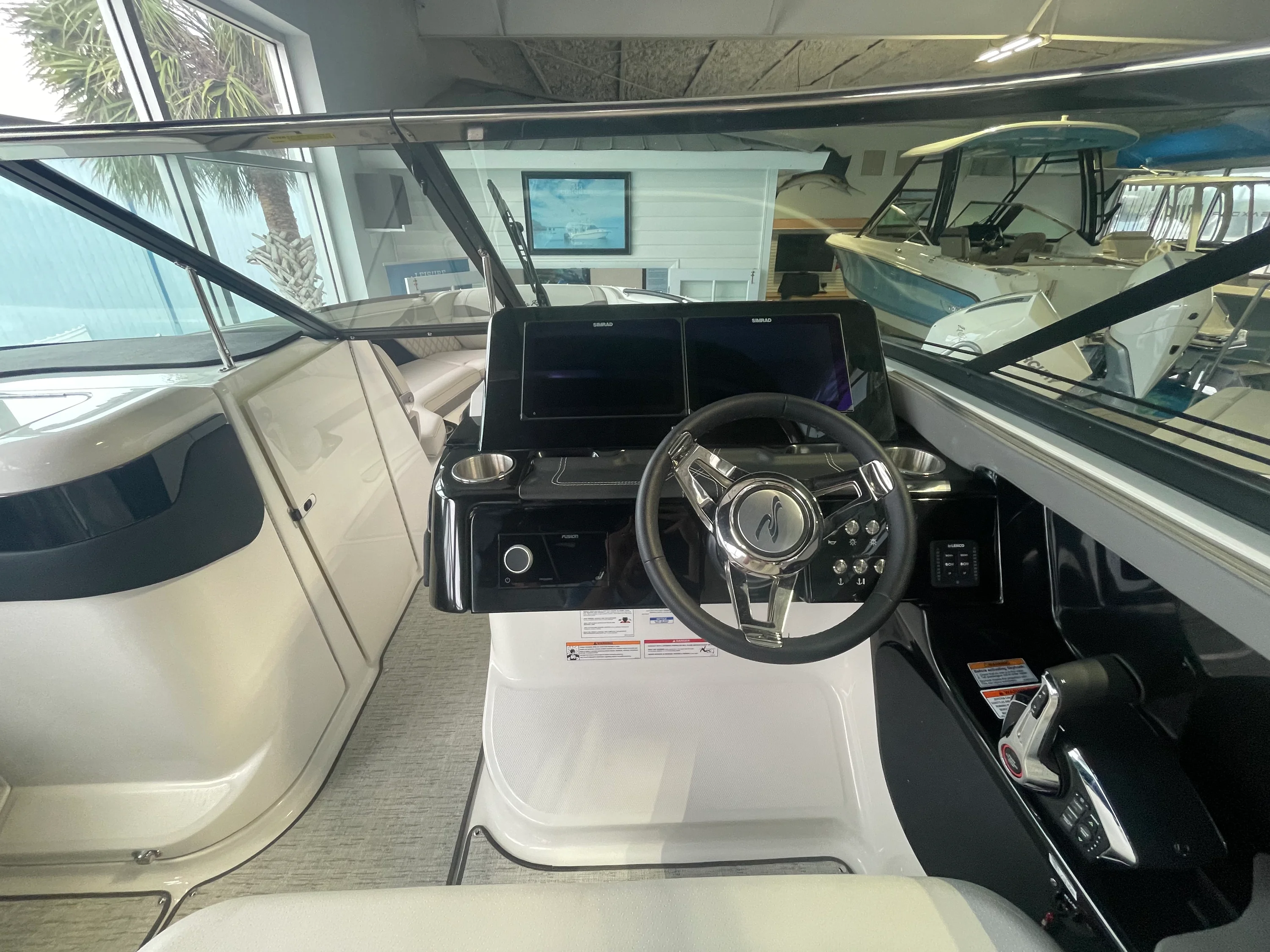 2026 Sea Ray SLX 280 Outboard Image Thumbnail #11