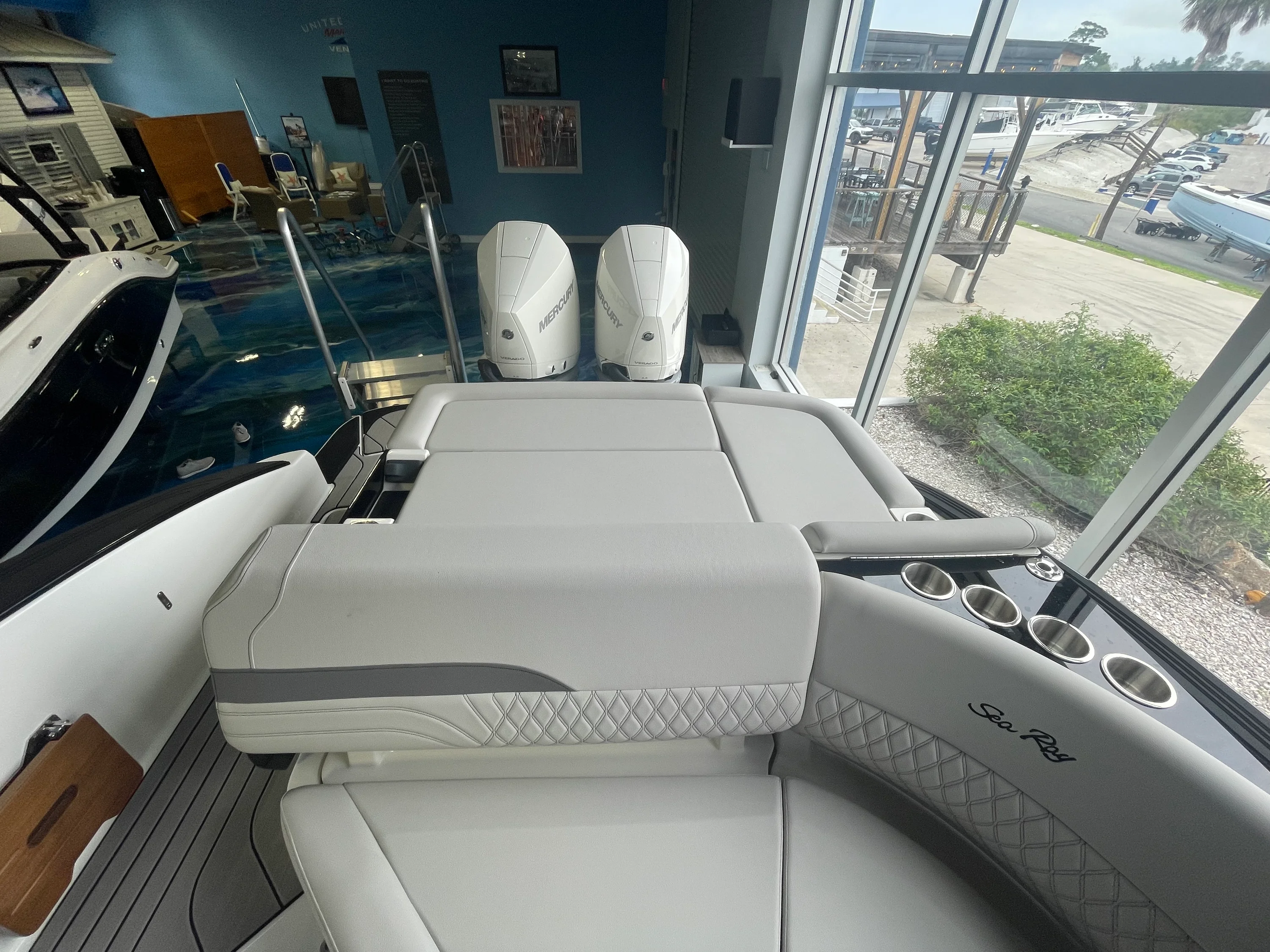 2026 Sea Ray SLX 280 Outboard Image Thumbnail #8