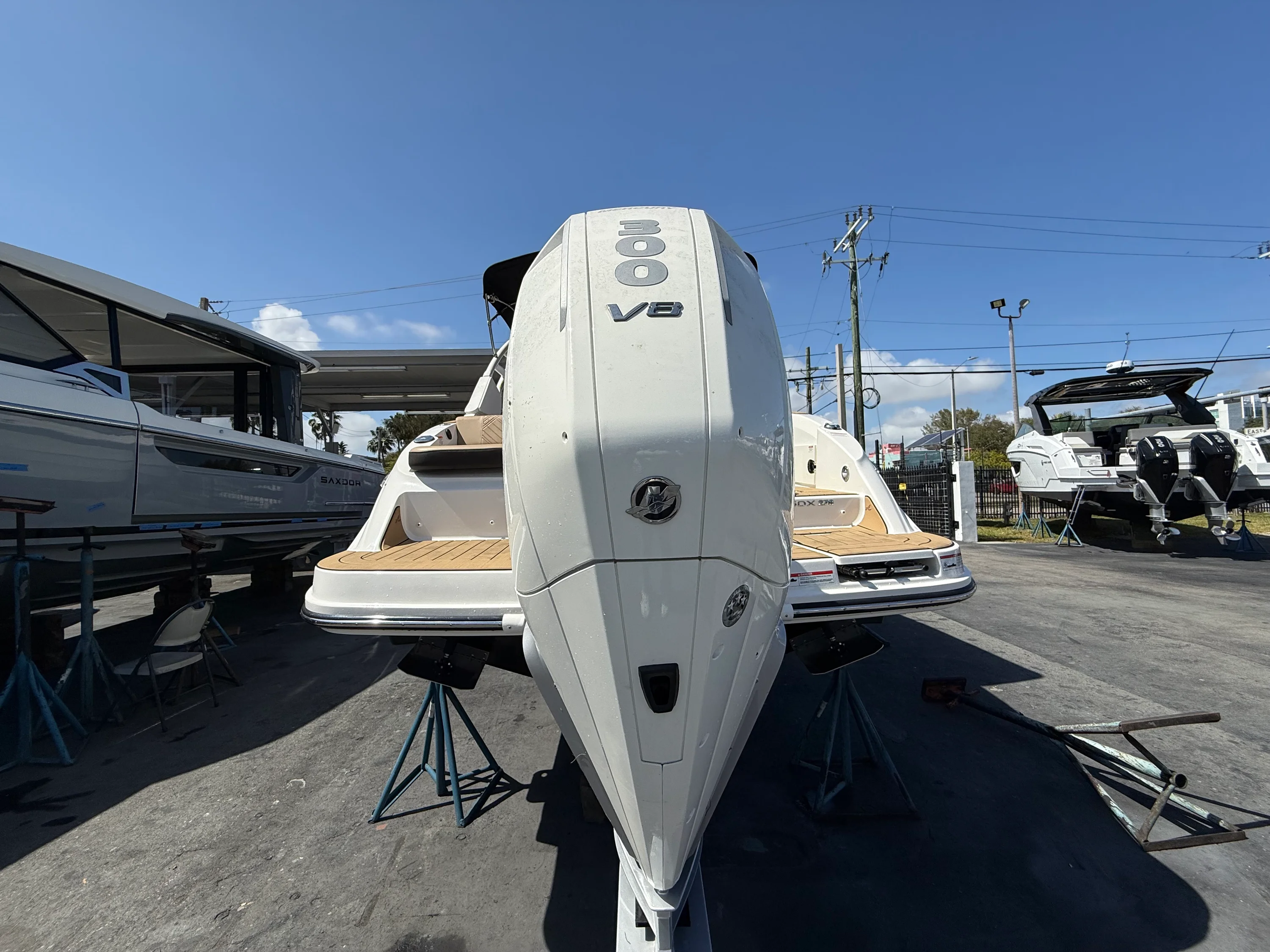 2026 Sea Ray SDX 270 Outboard Image Thumbnail #10