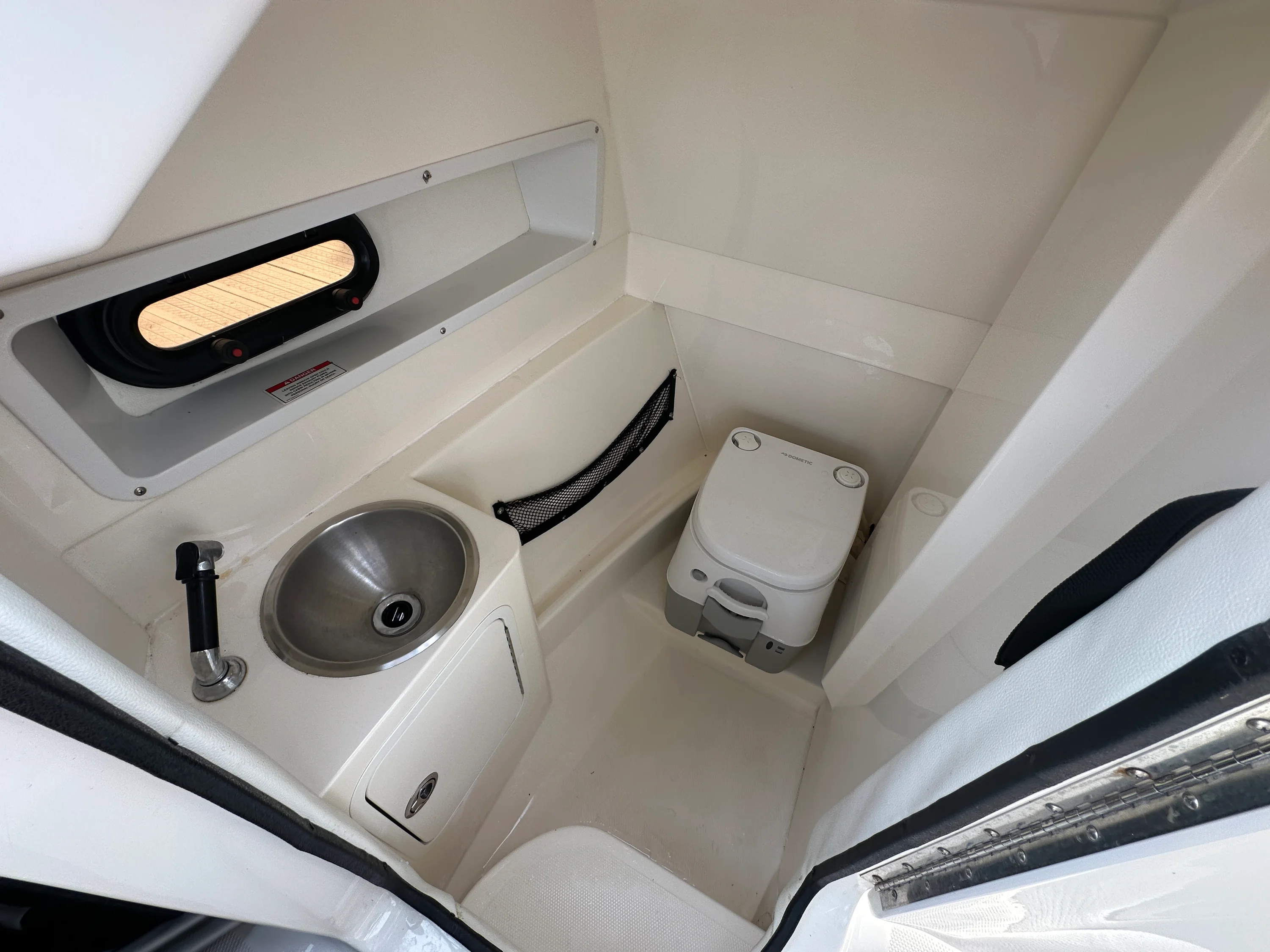 2015 Sea Ray 270 SDX OUTBOARD Image Thumbnail #24