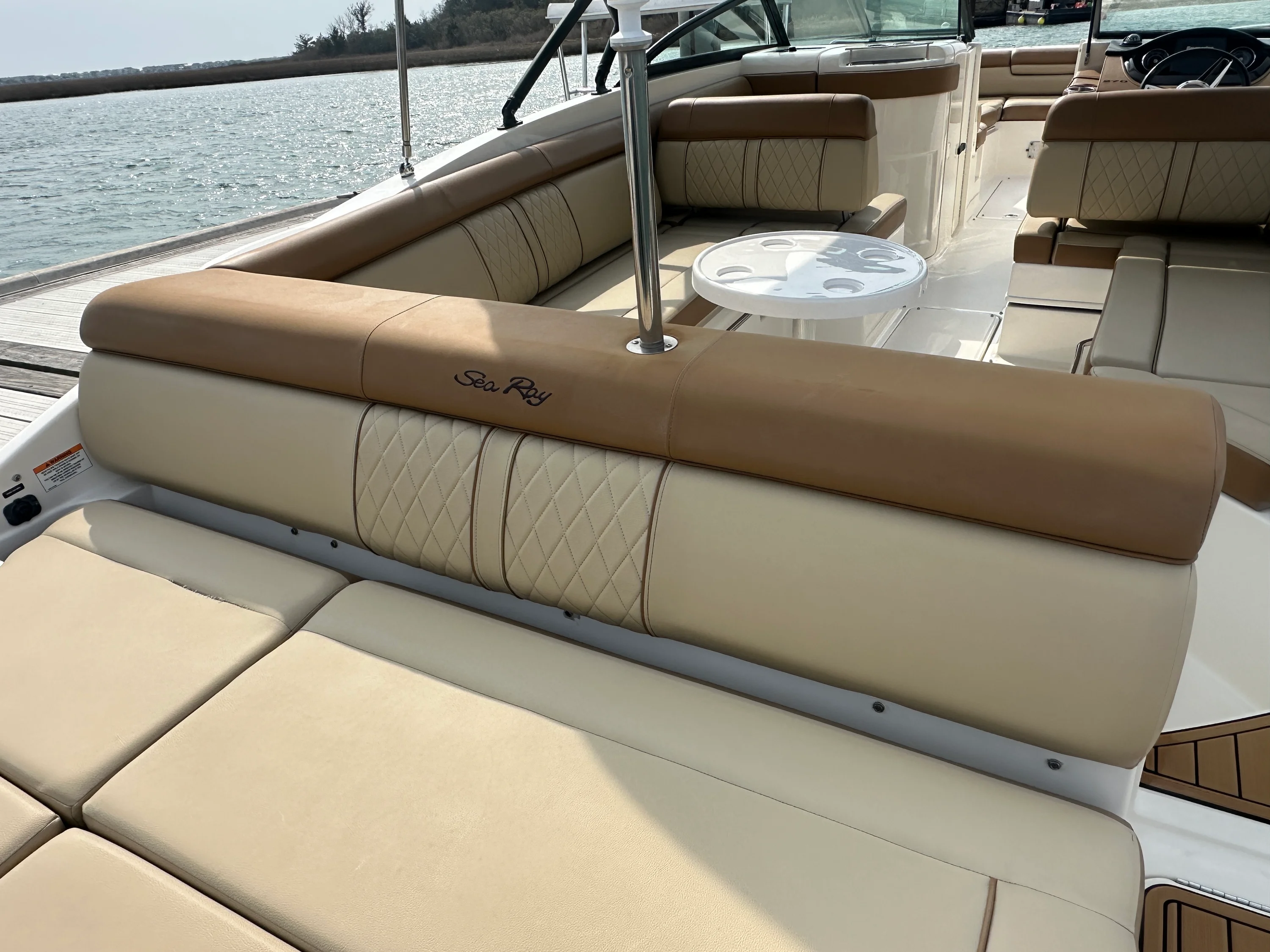 2015 Sea Ray 270 SDX OUTBOARD Image Thumbnail #9