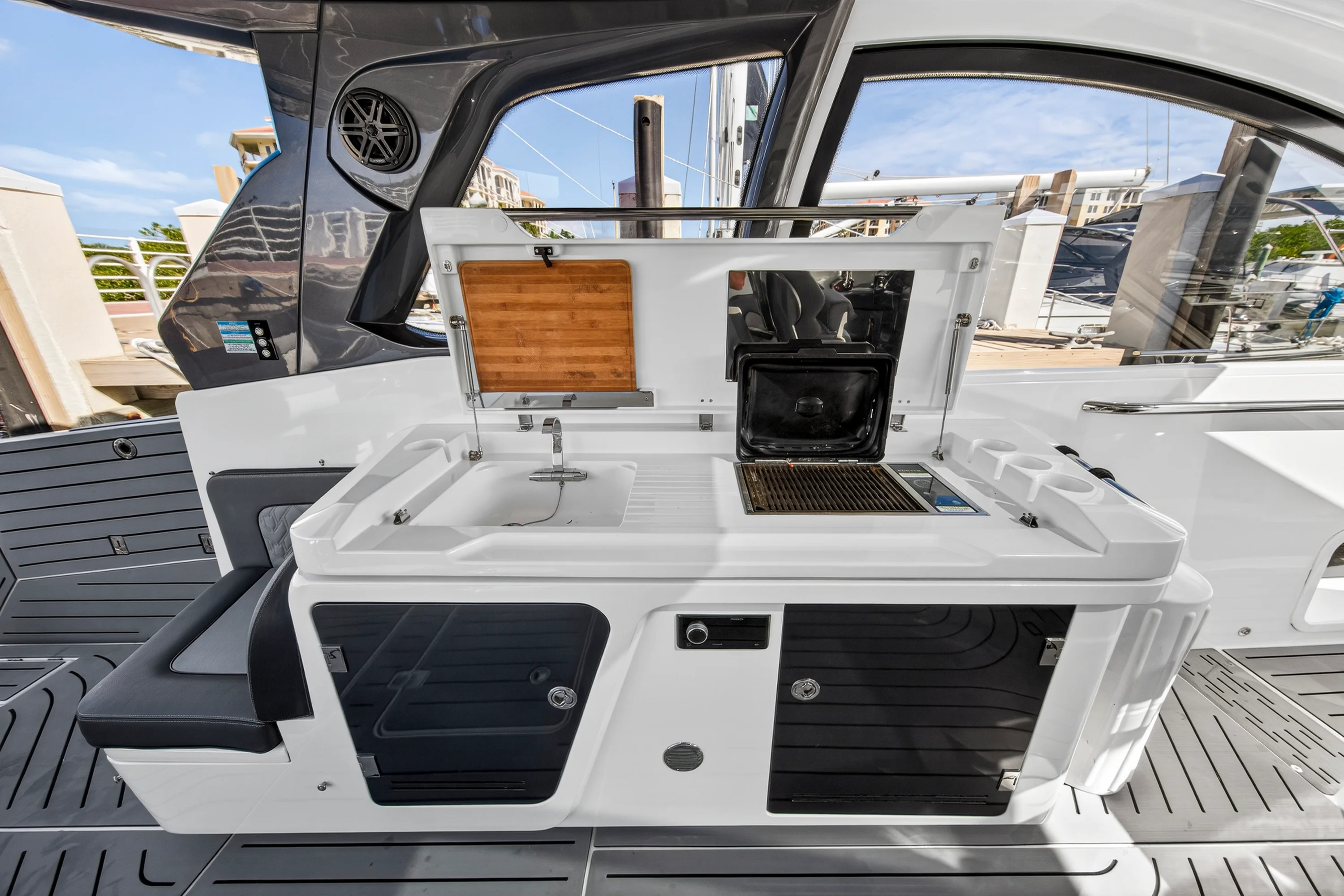 2024 Galeon 375 GTO Image Thumbnail #21