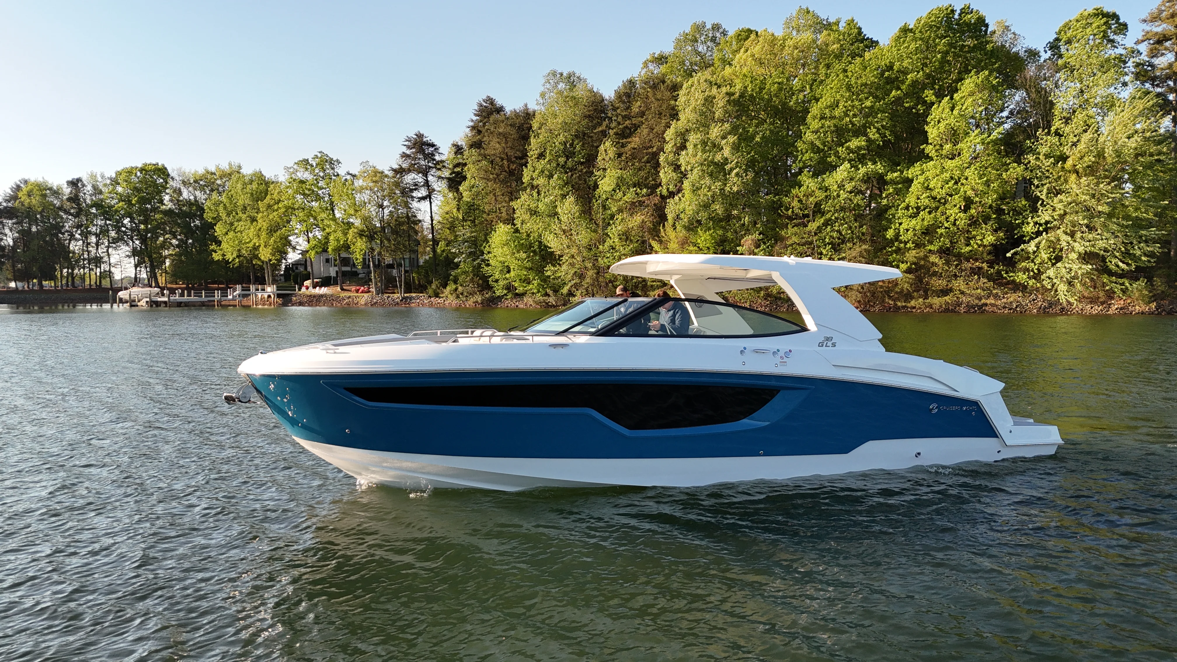 2025 Cruisers Yachts 38 GLS Image Thumbnail #0