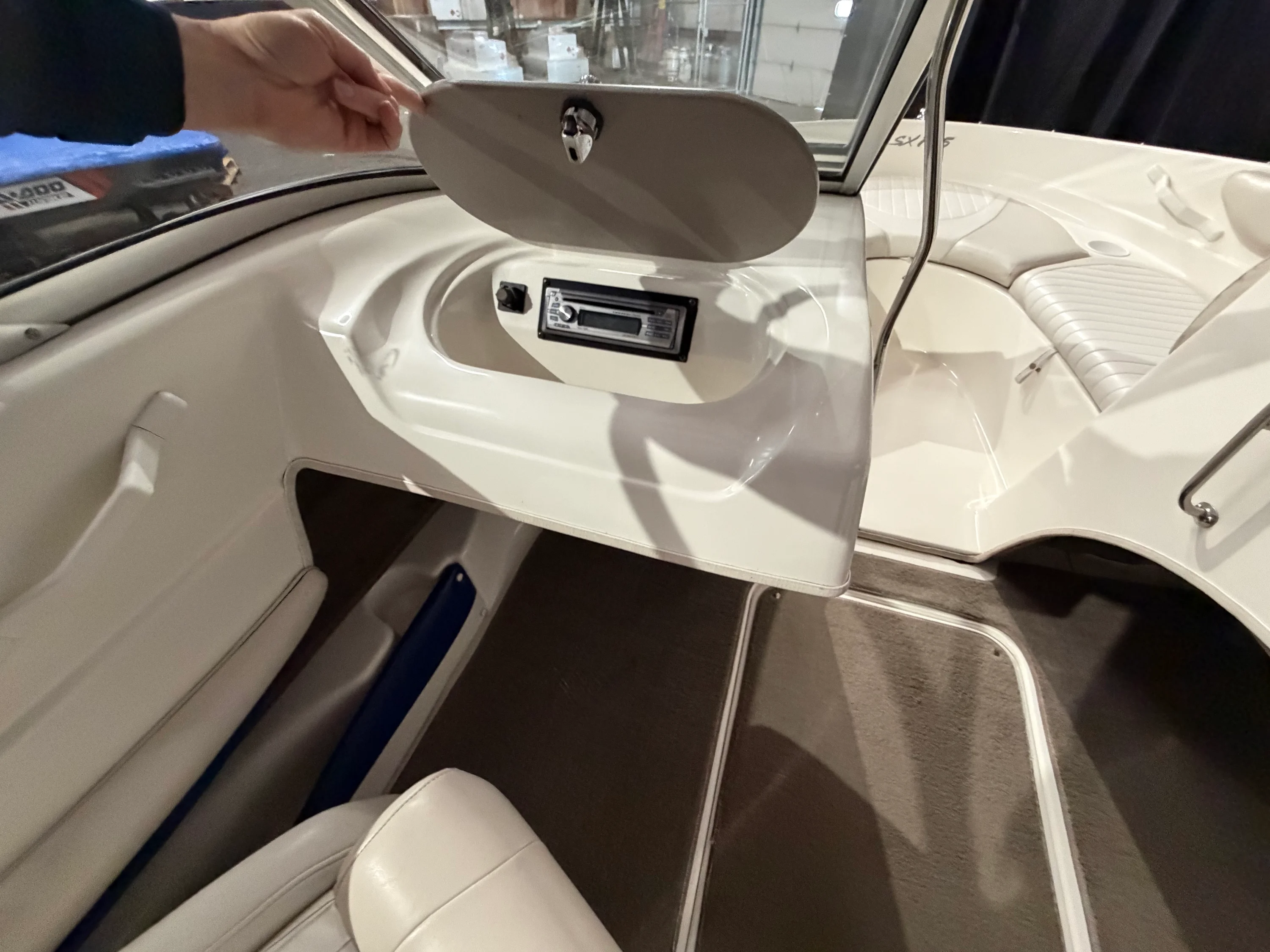 2004 Glastron SX 195 Image Thumbnail #18