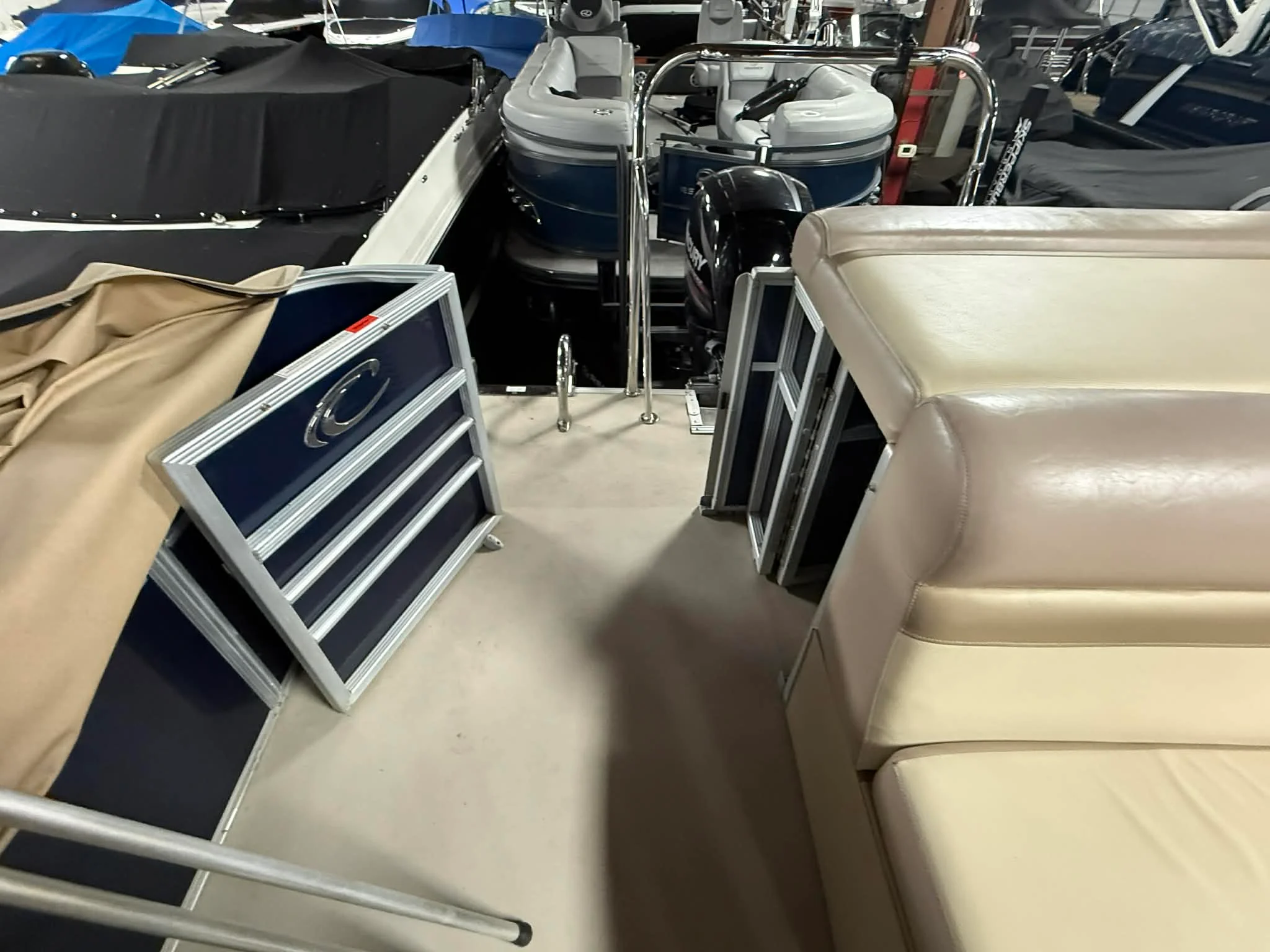 2014 Crest 230 CREST II Image Thumbnail #13