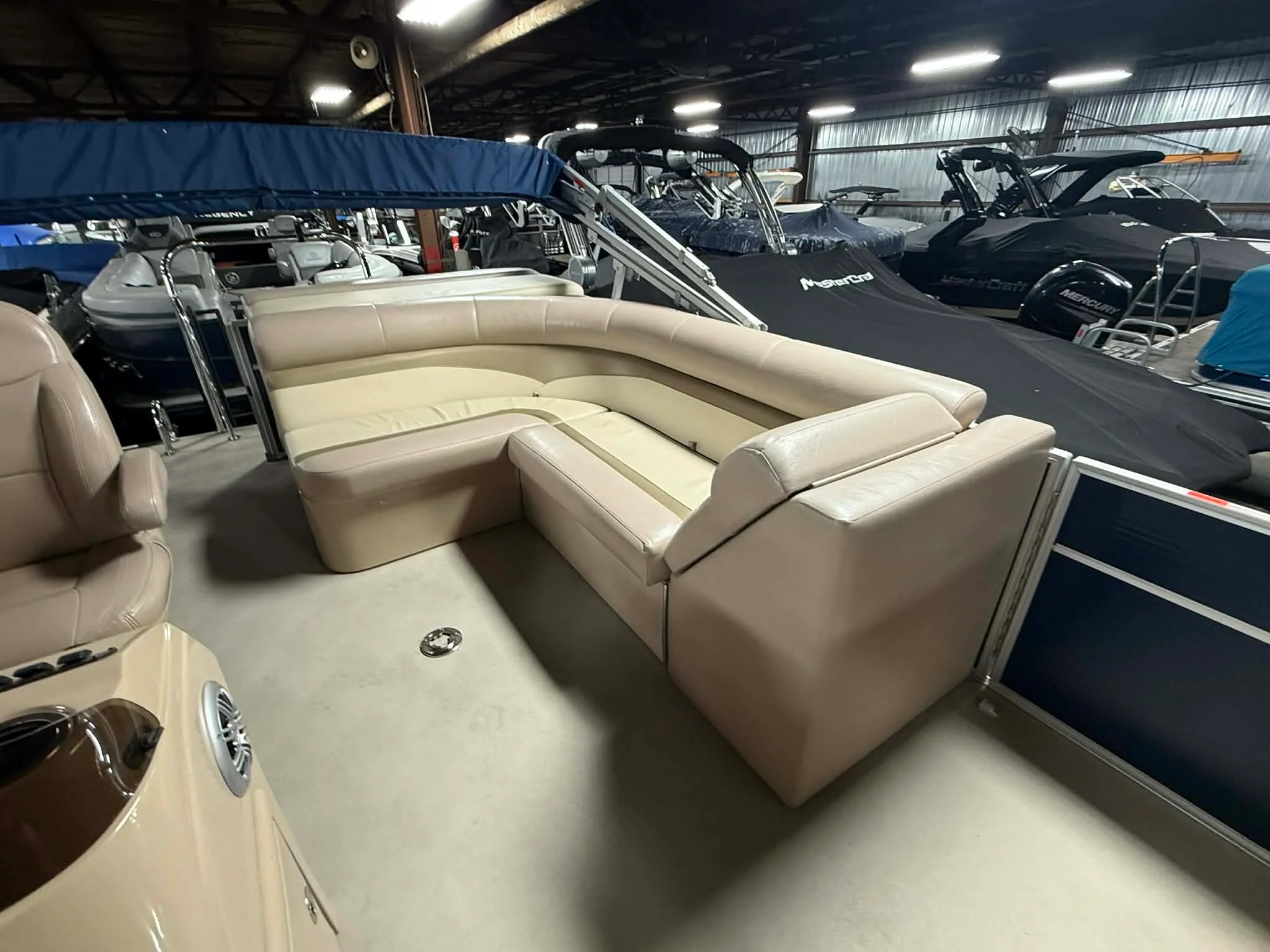 2014 Crest 230 CREST II Image Thumbnail #26