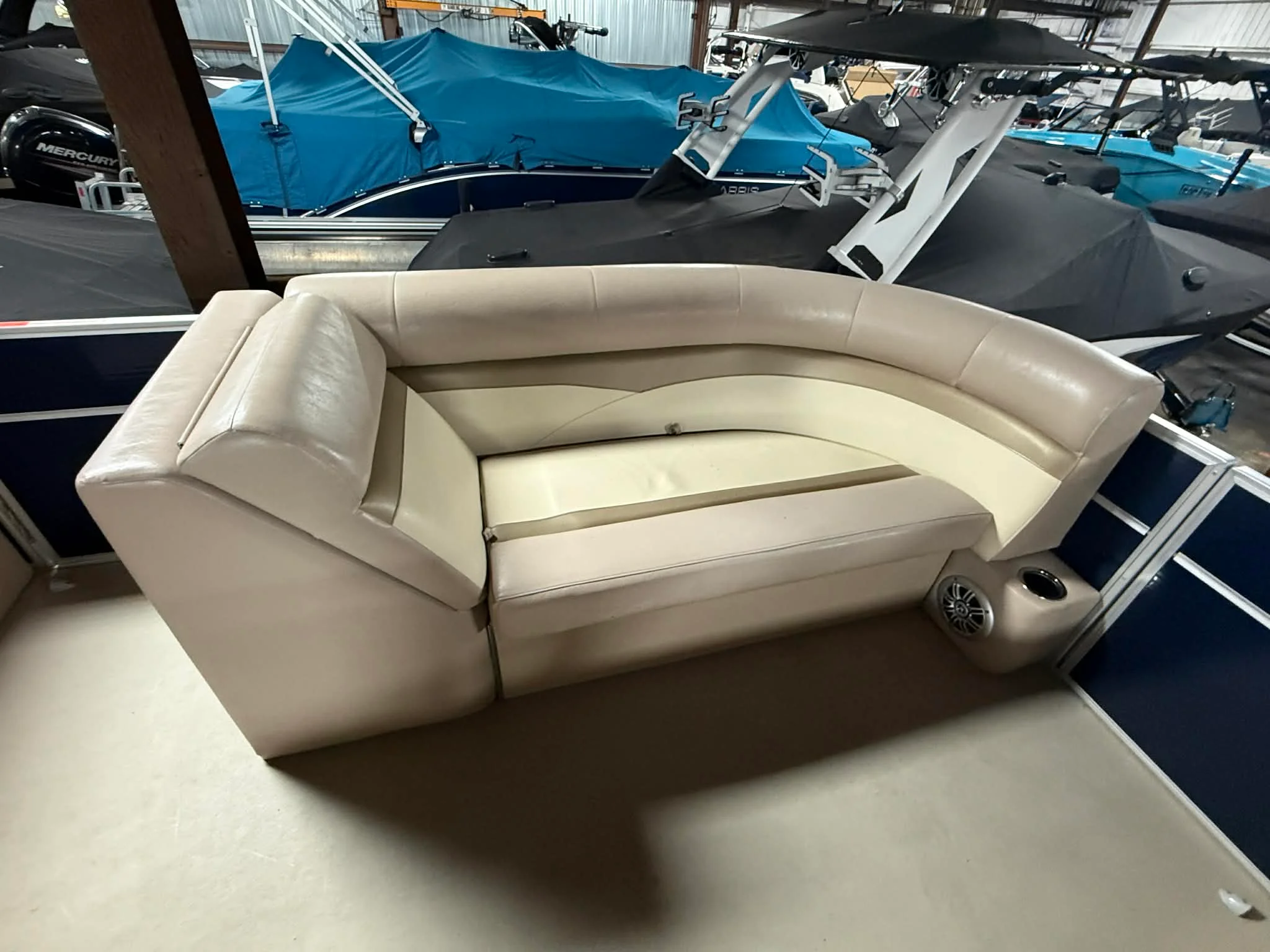 2014 Crest 230 CREST II Image Thumbnail #24