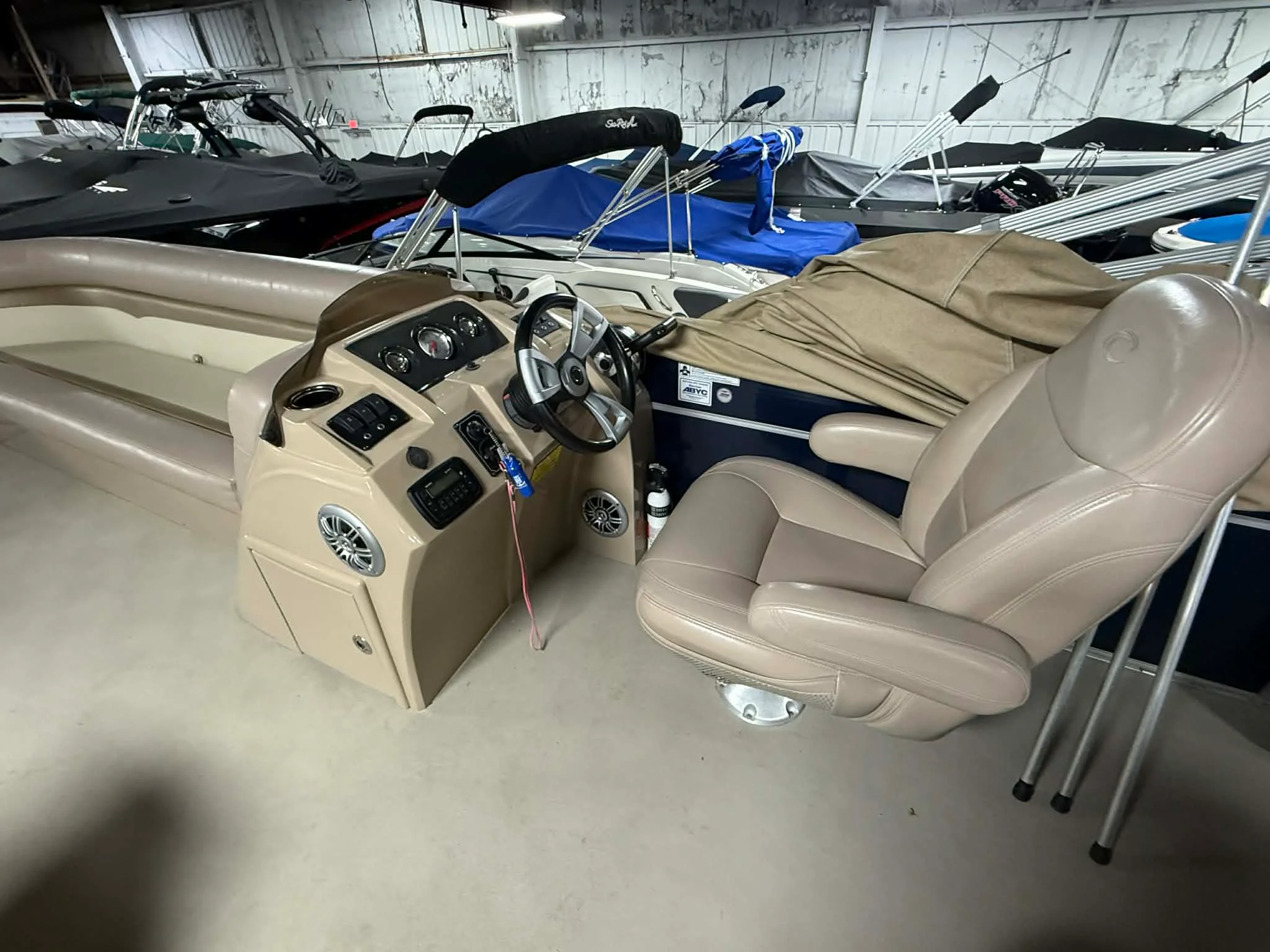 2014 Crest 230 CREST II Image Thumbnail #22