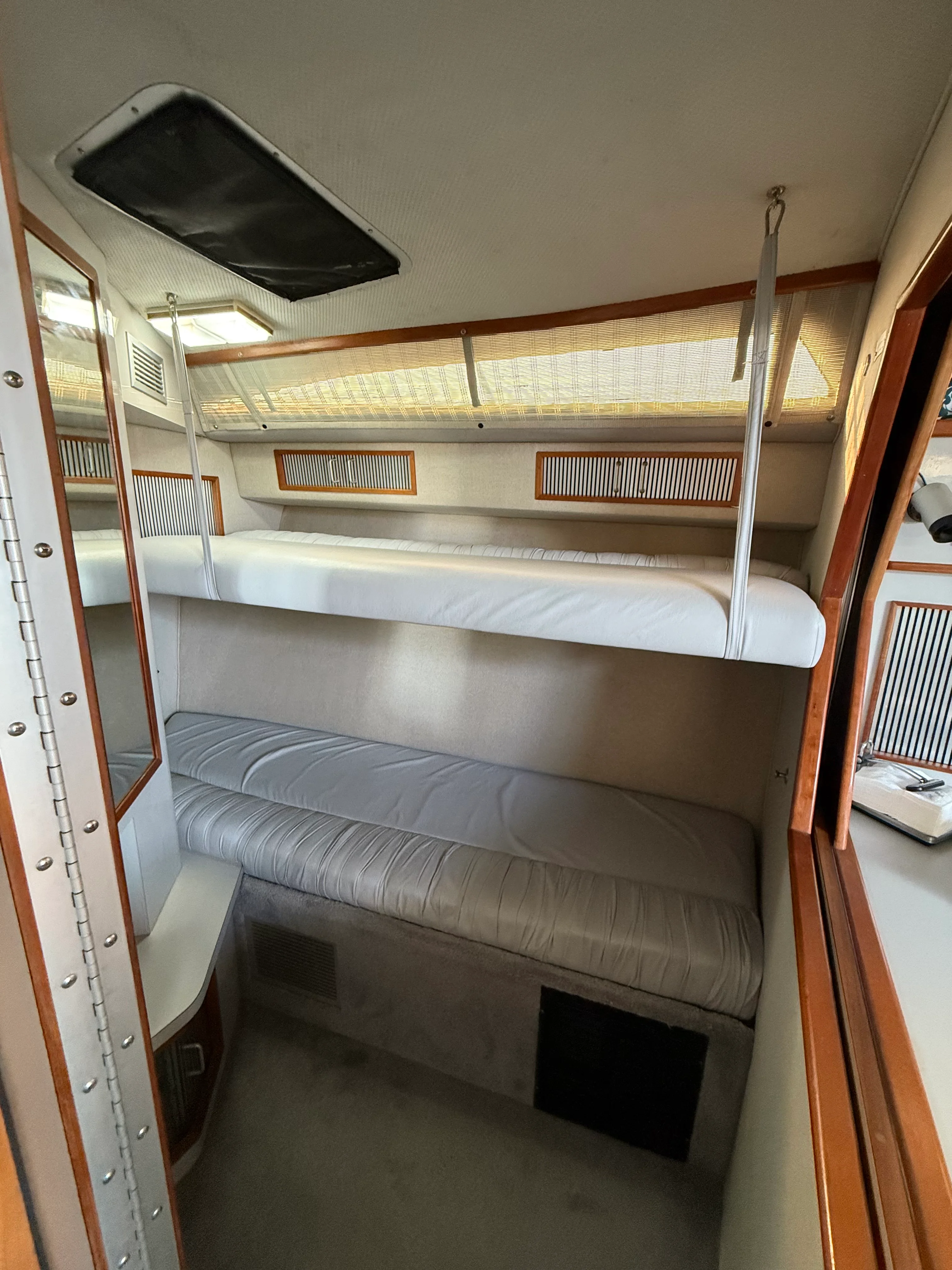 1988 Sea Ray 390 EC Image Thumbnail #59