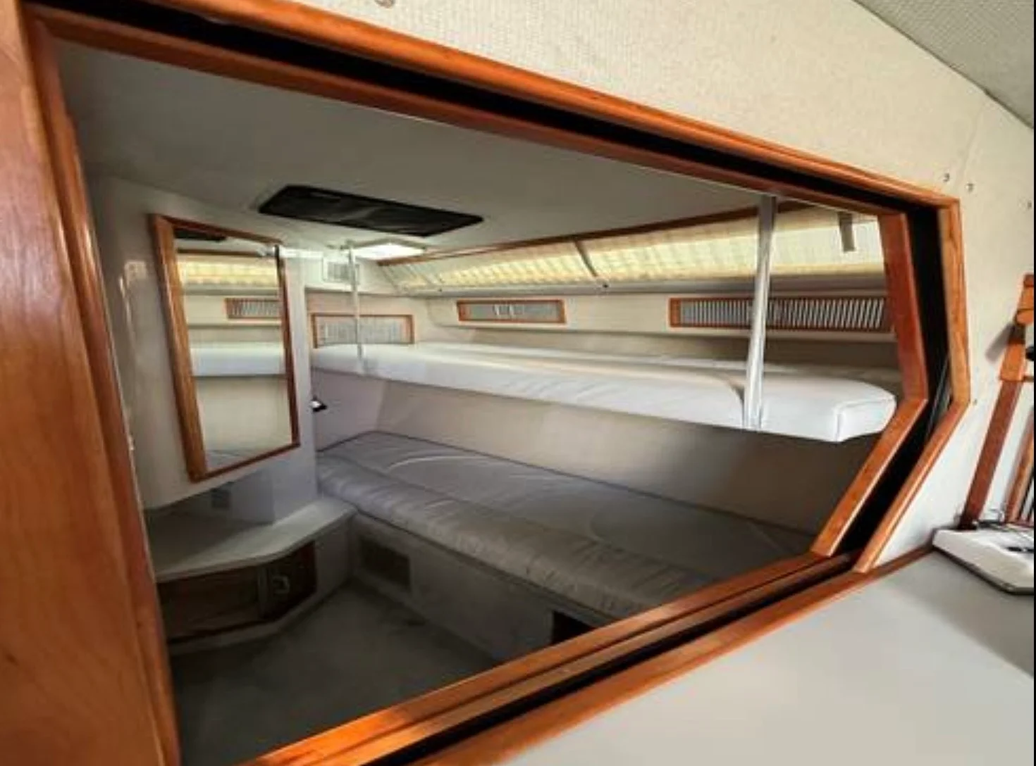 1988 Sea Ray 390 EC Image Thumbnail #45