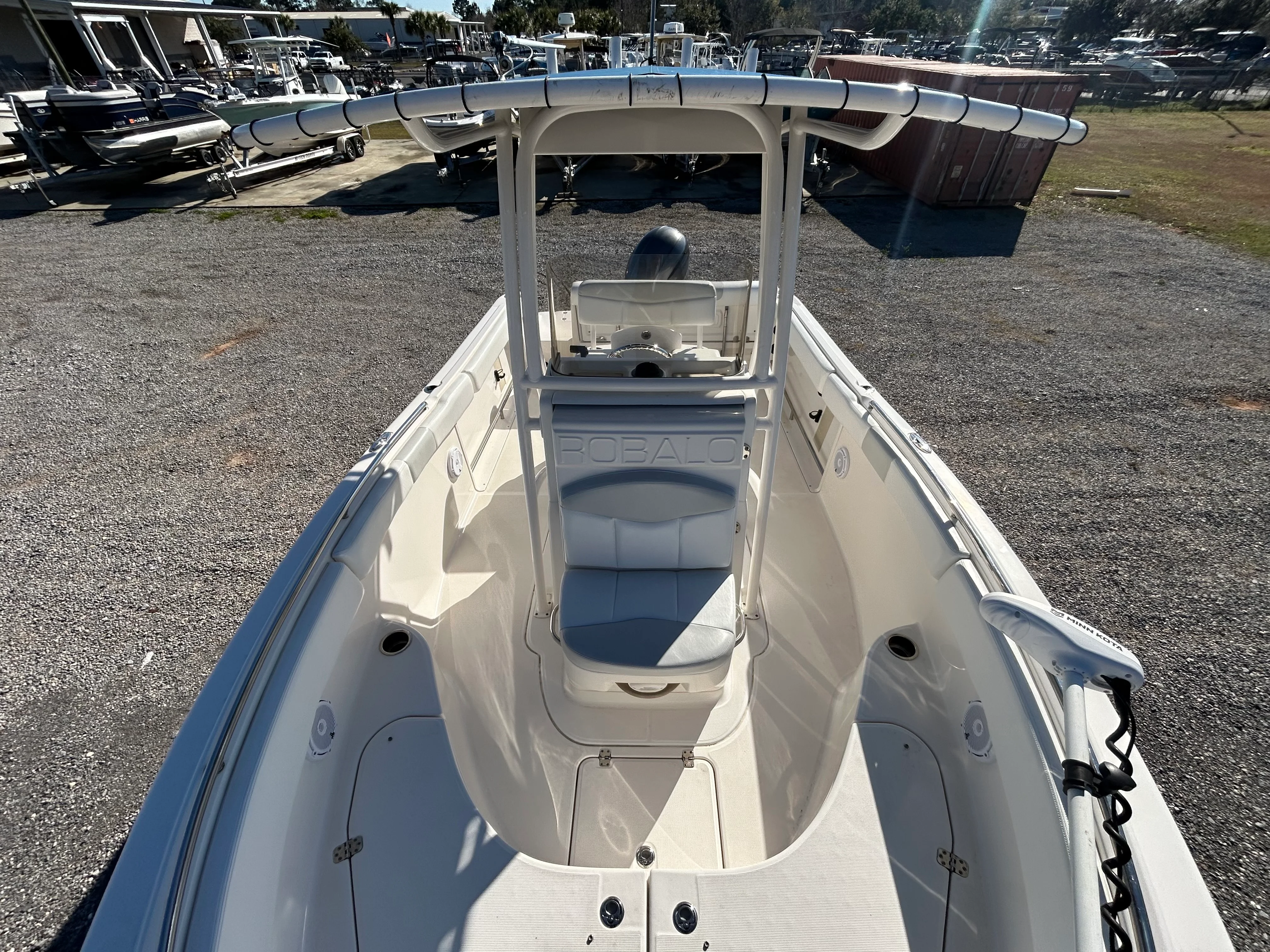 2015 Robalo R222 Image Thumbnail #6