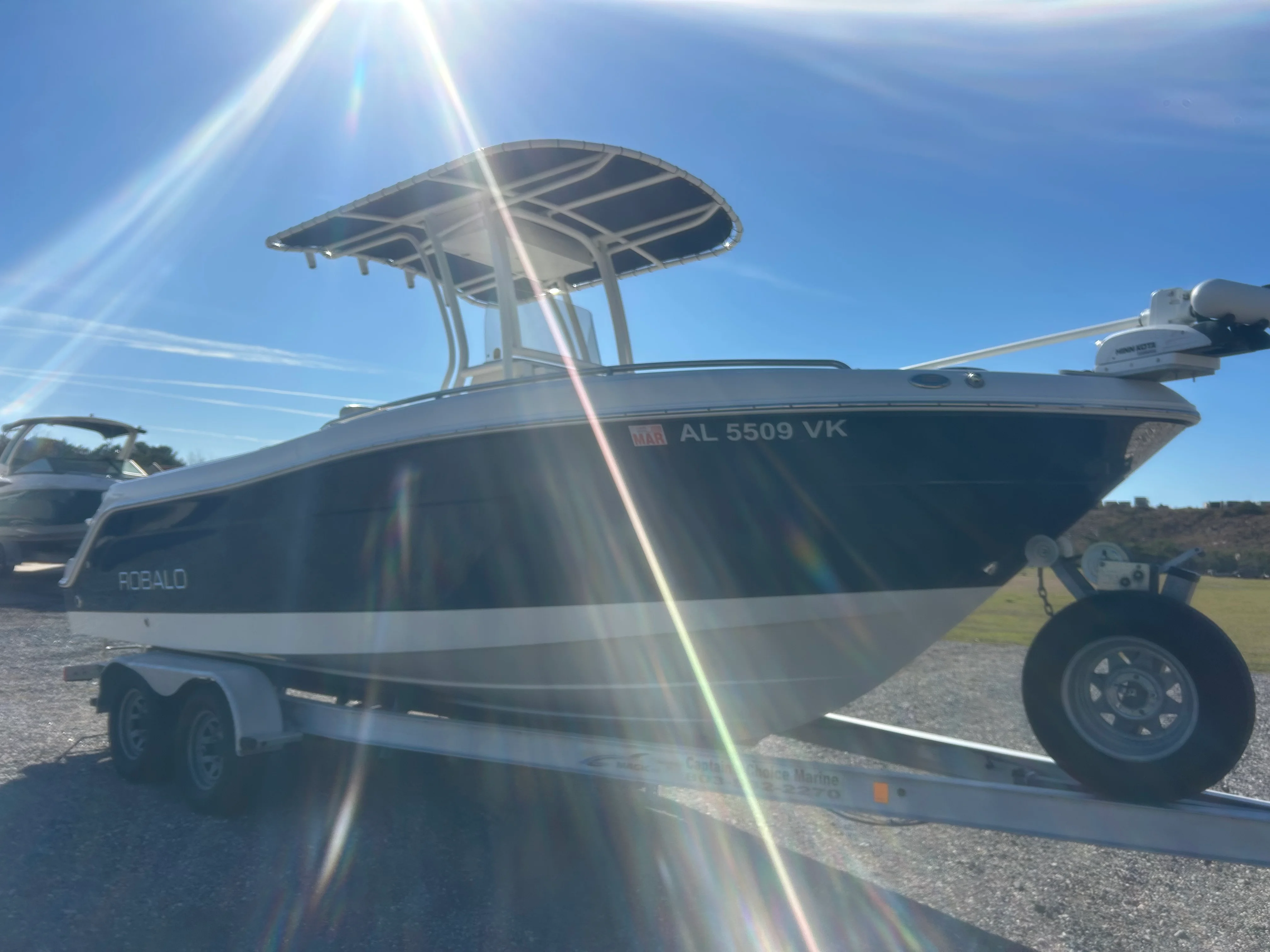 2015 Robalo R222 Image Thumbnail #1