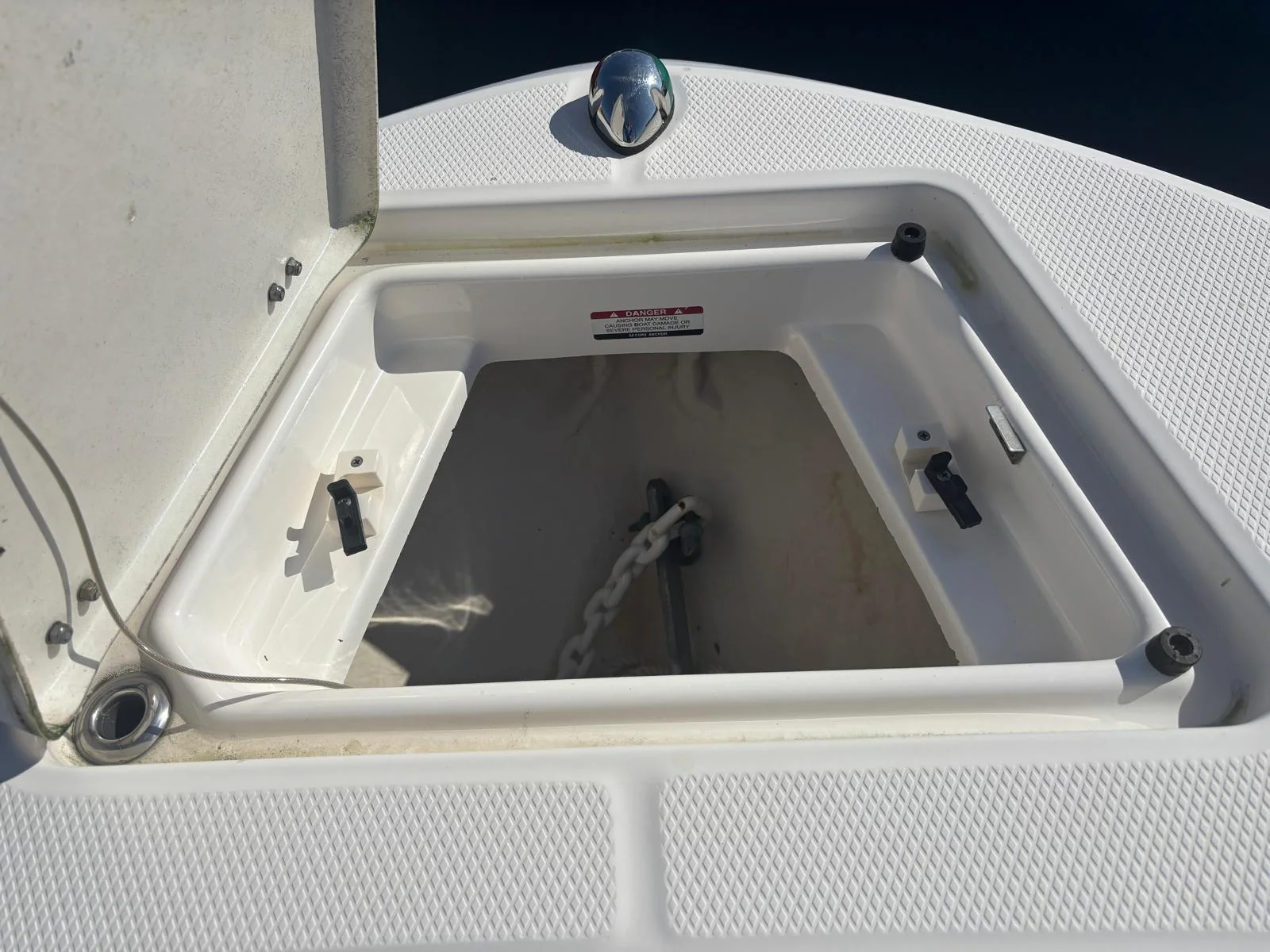 2017 Robalo R200ES Image Thumbnail #4