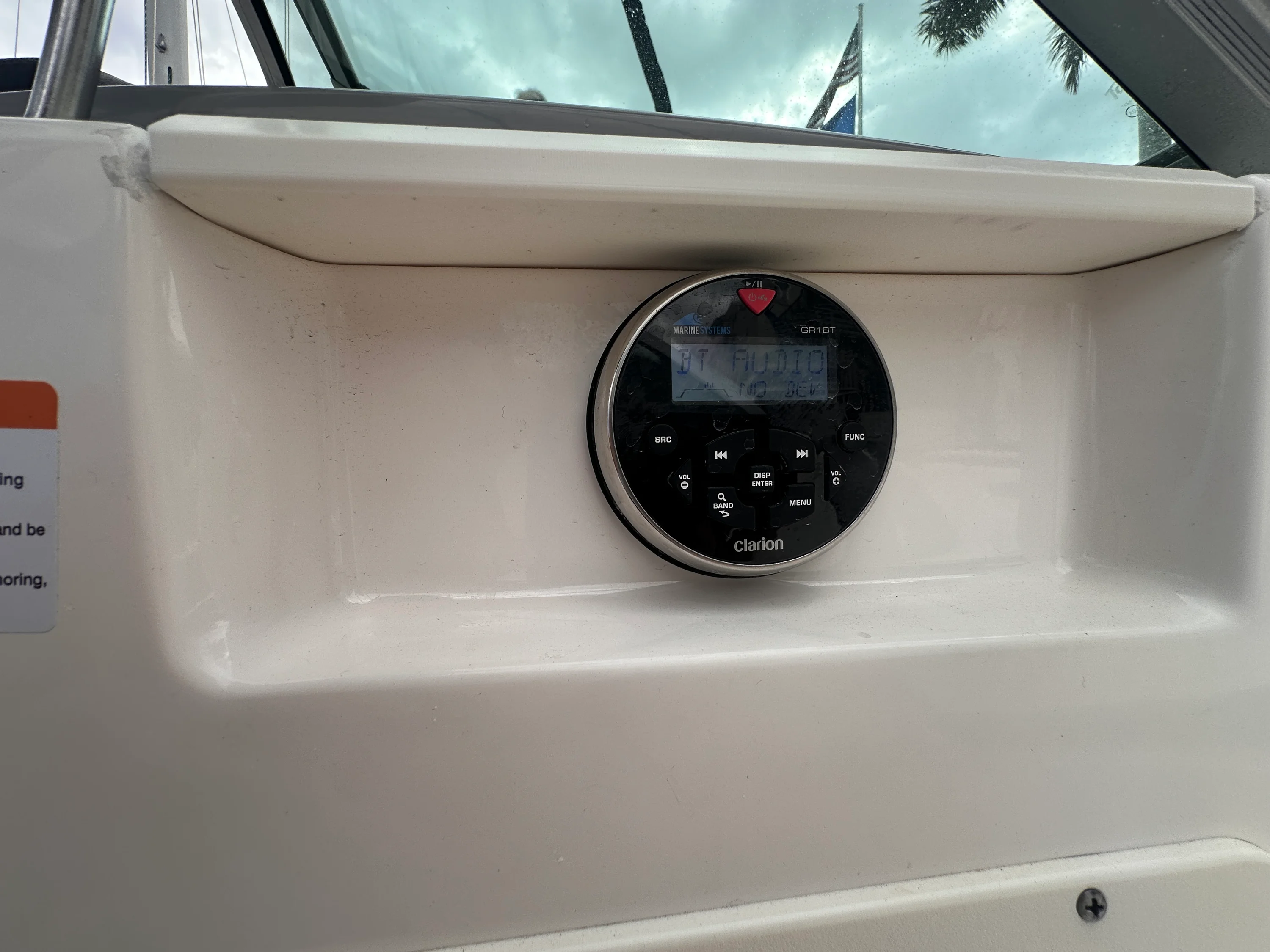 2021 Chaparral 21 SSI Image Thumbnail #17