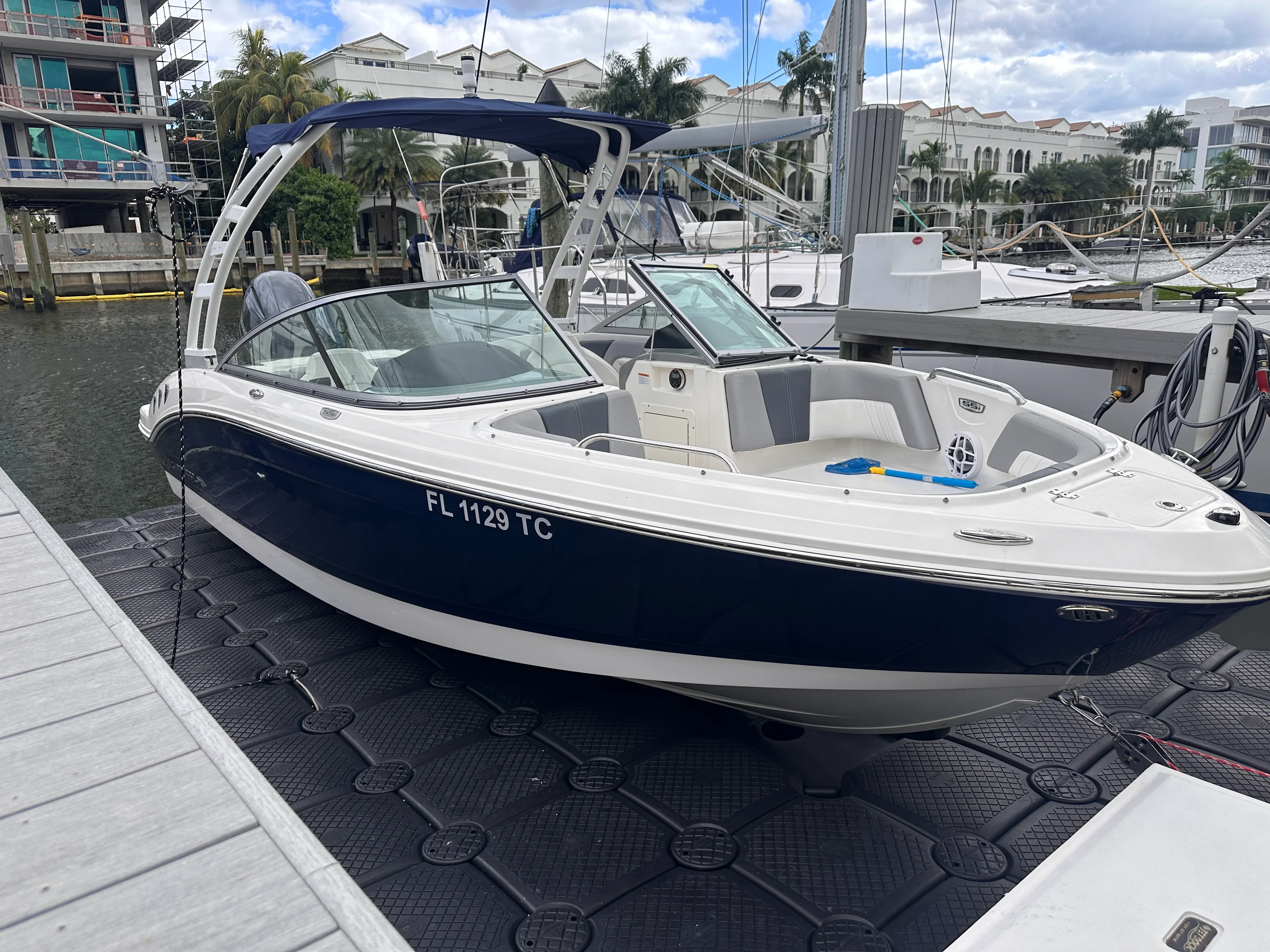 2021 Chaparral 21 SSI Image Thumbnail #29