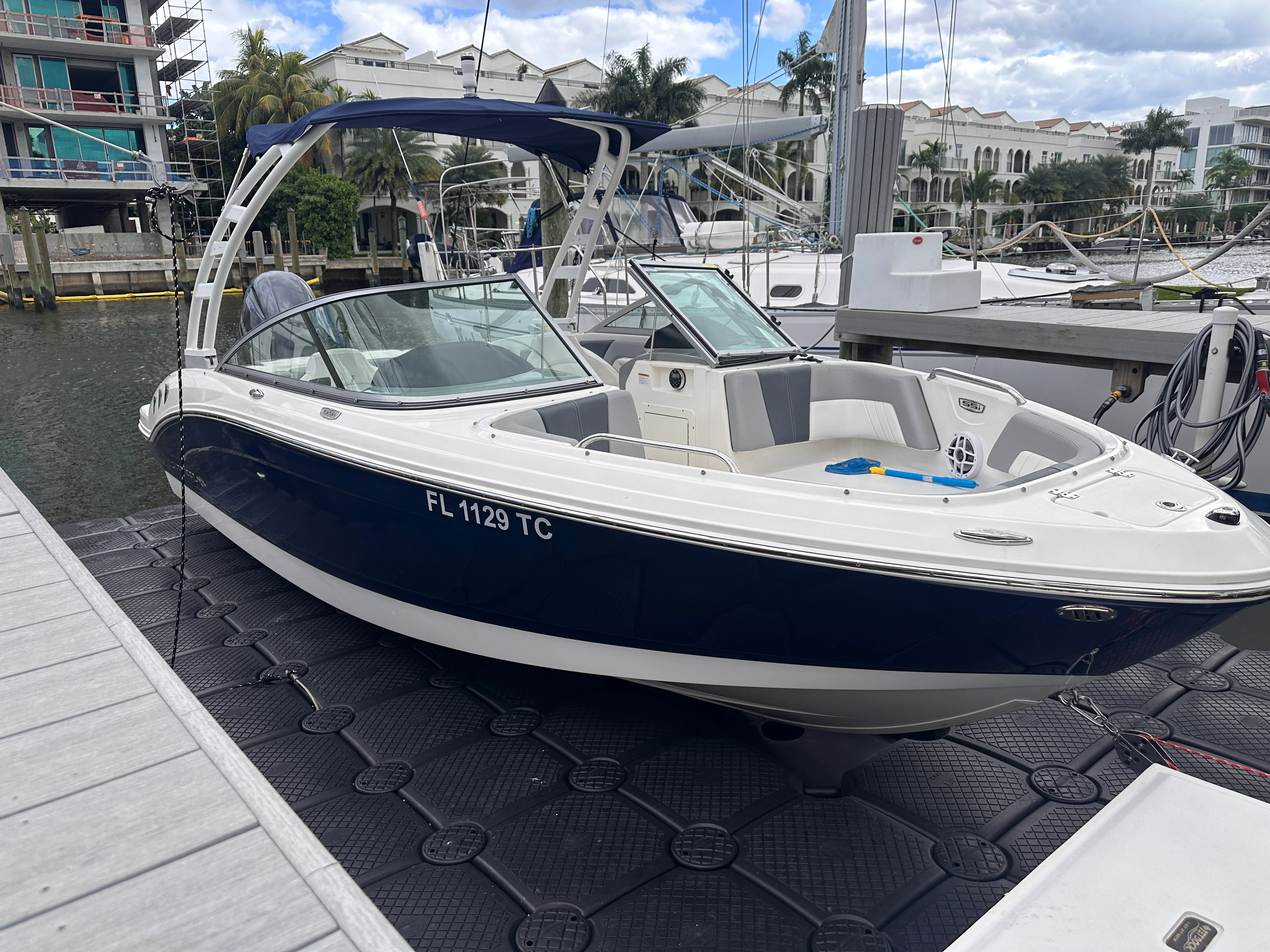 2021 Chaparral 21 SSI Image Thumbnail #29