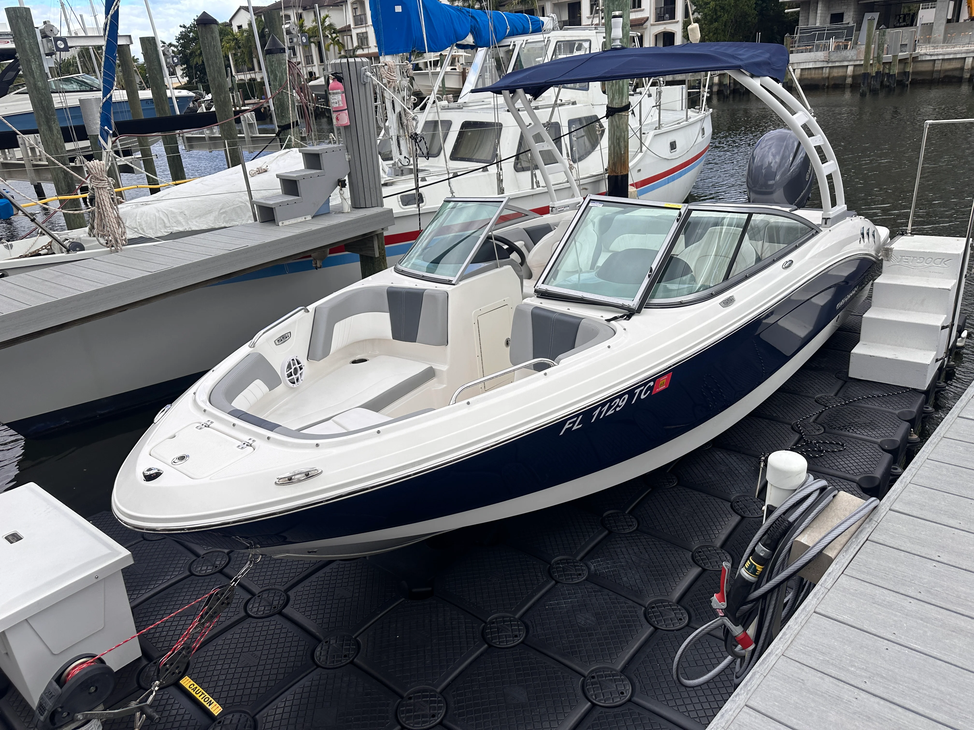 2021 Chaparral 21 SSI Image Thumbnail #0