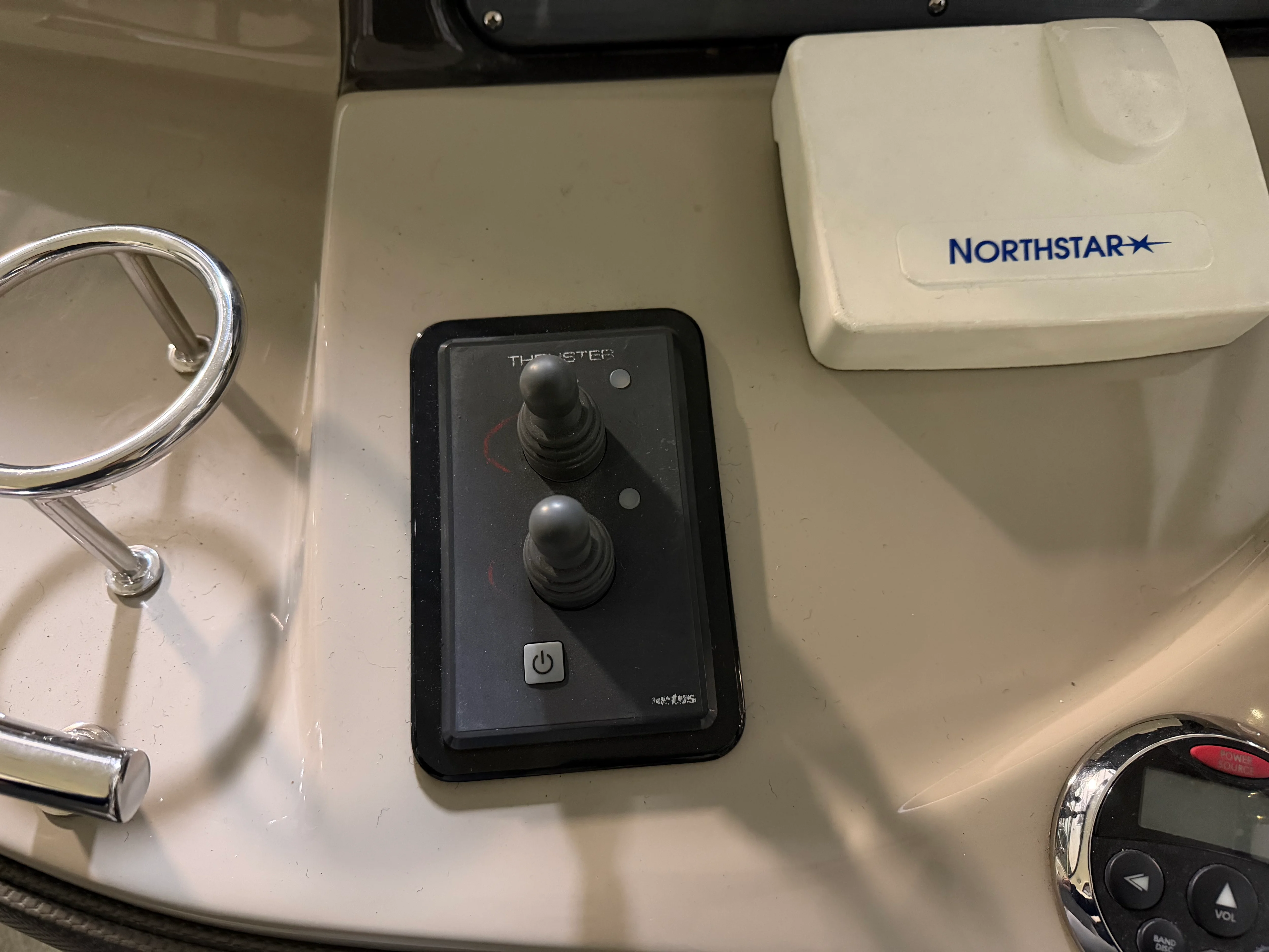 2006 Sea Ray 44 SUNDANCER Image Thumbnail #21