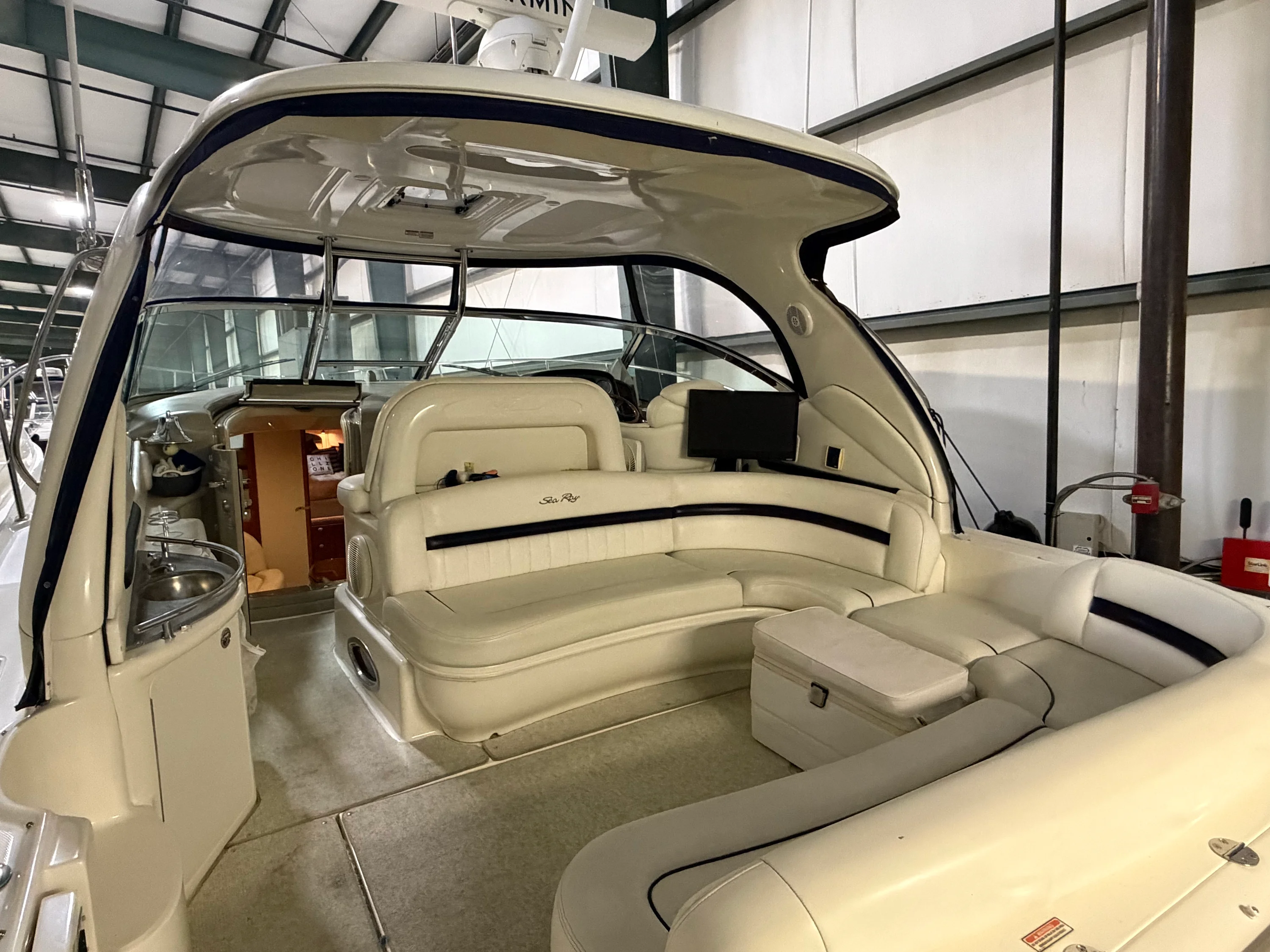 2006 Sea Ray 44 SUNDANCER Image Thumbnail #13