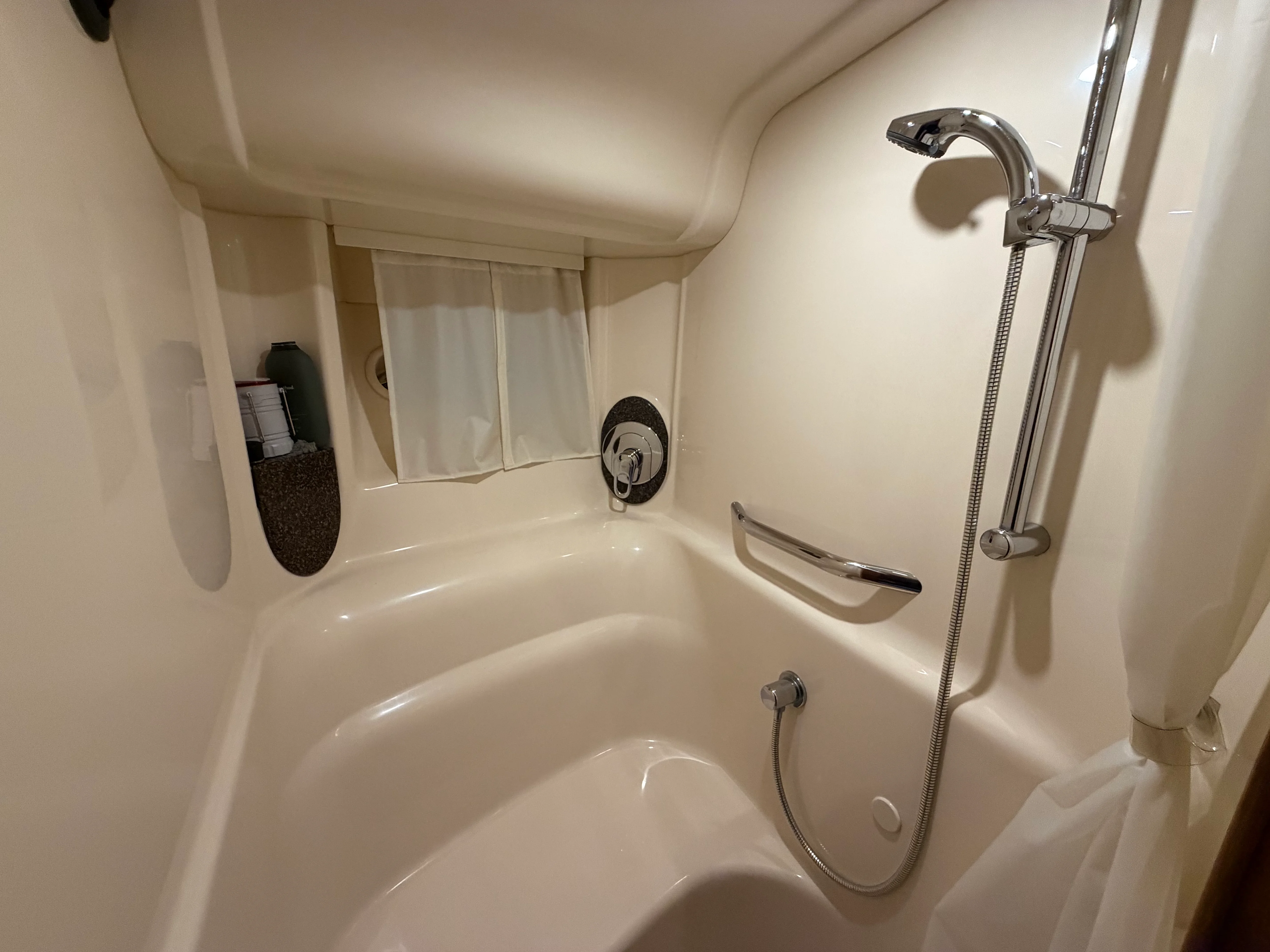 2006 Sea Ray 44 SUNDANCER Image Thumbnail #35