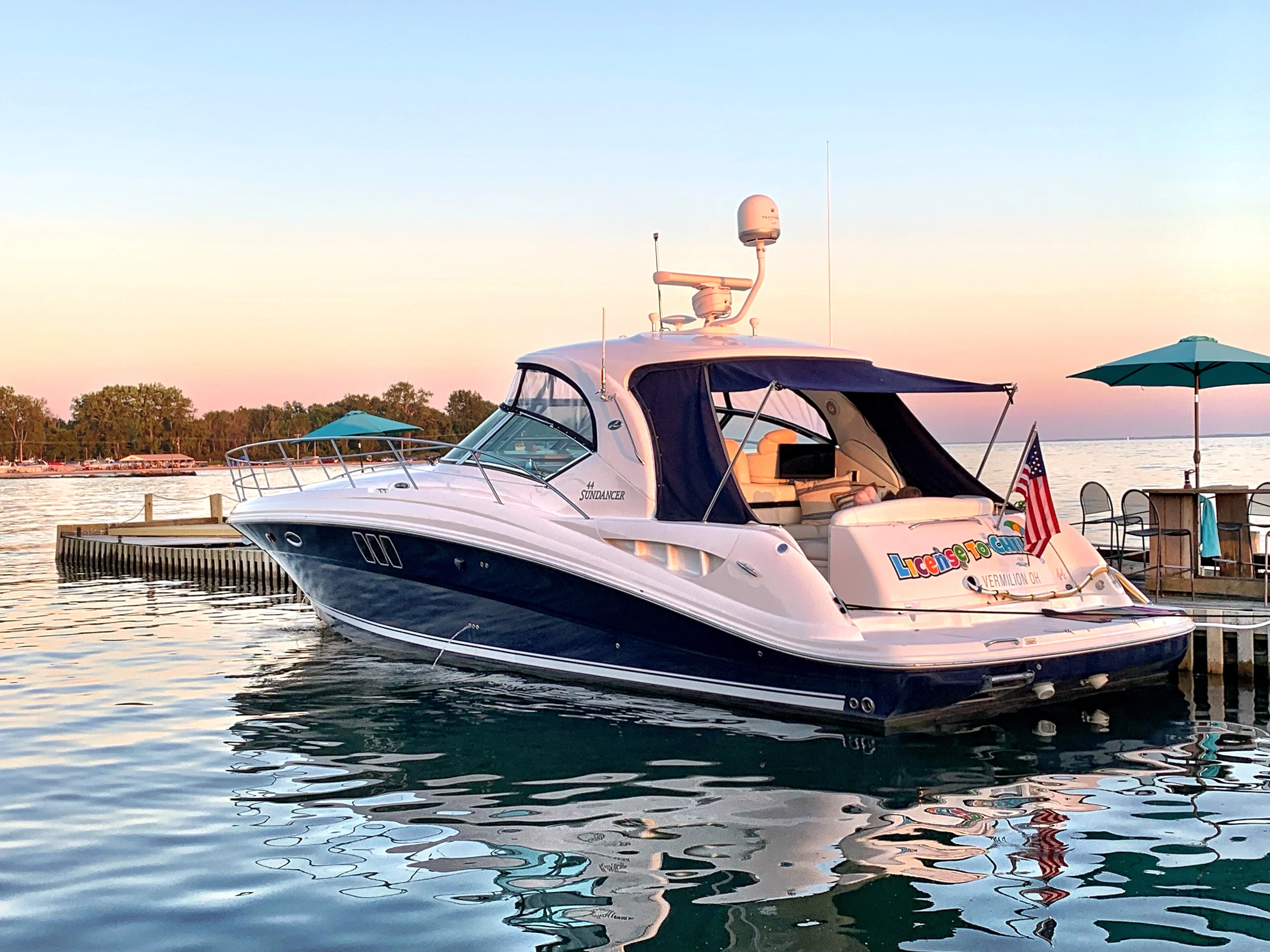 2006 Sea Ray 44 SUNDANCER Image Thumbnail #2