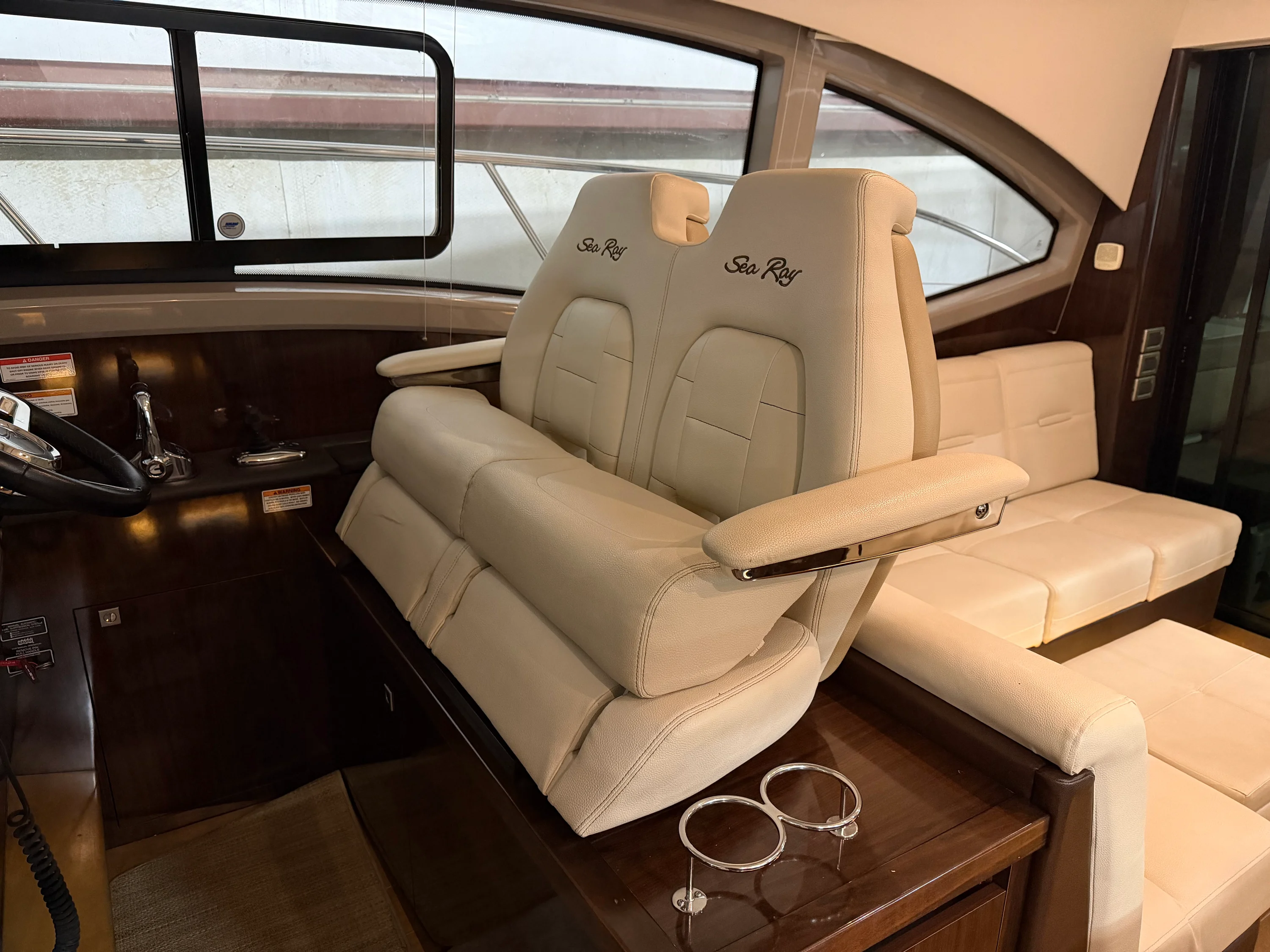 2017 Sea Ray Sundancer 400 Image Thumbnail #21