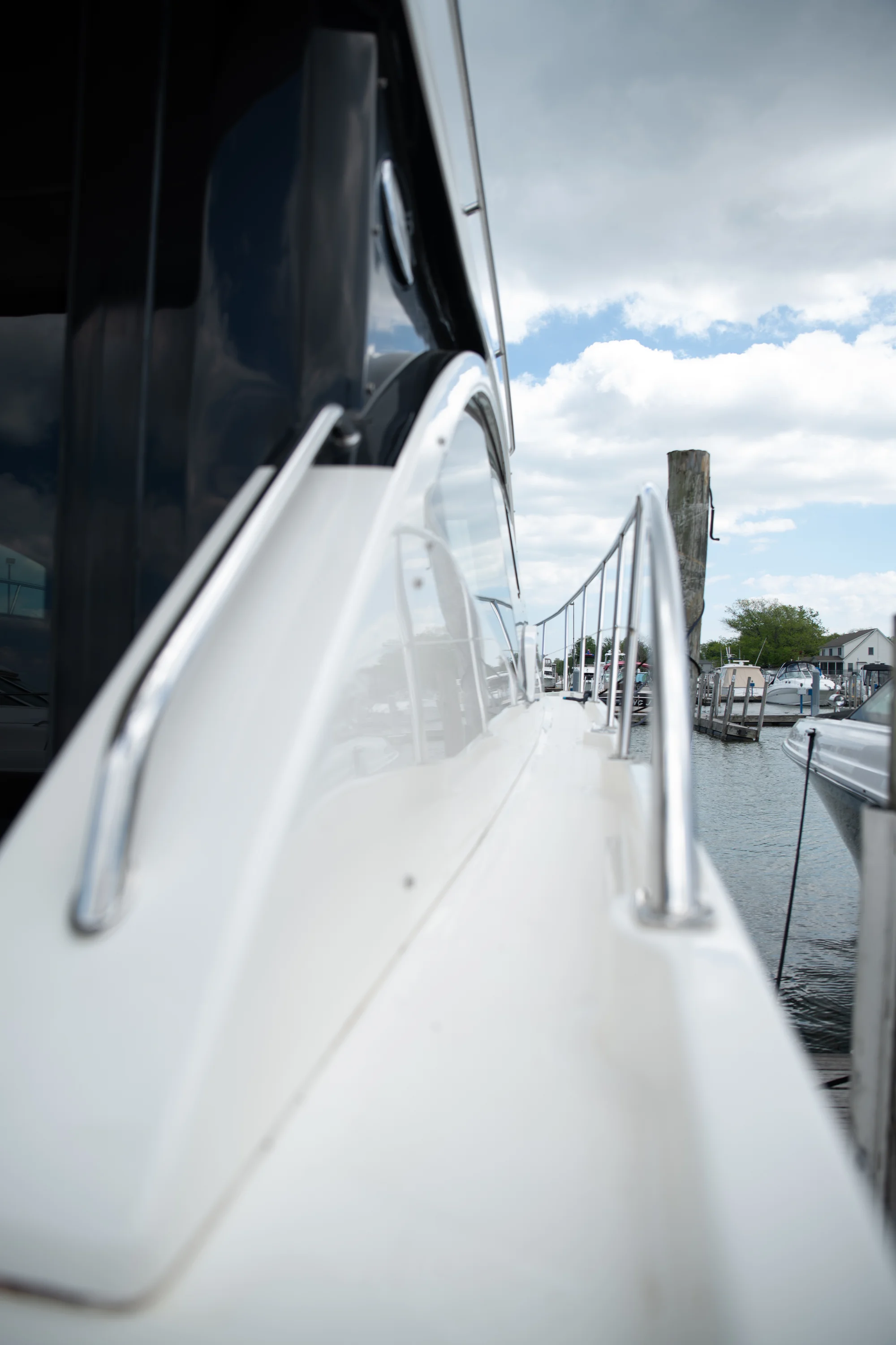 2017 Sea Ray Sundancer 400 Image Thumbnail #5